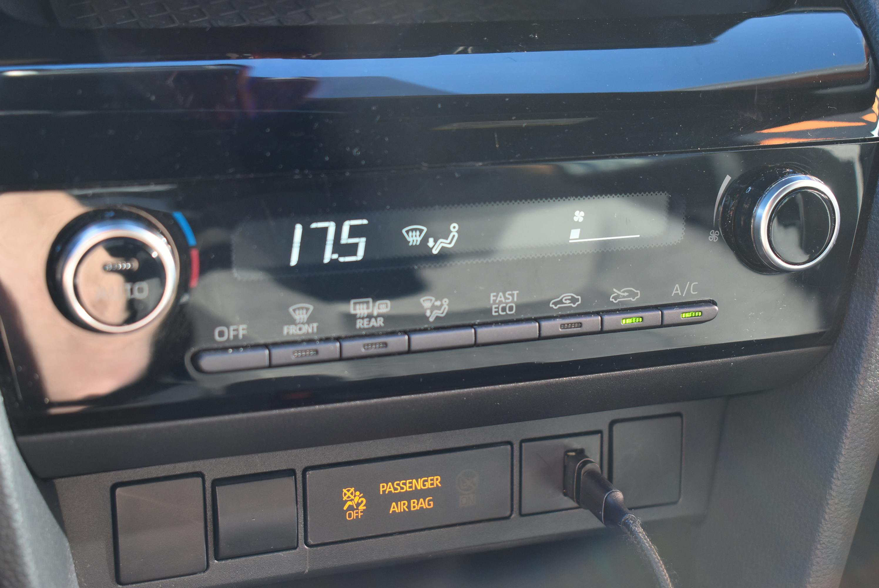 Toyota YARIS CROSS  Hybrid 116h - BV CVT (MC24)  Design occasion - Photo 13