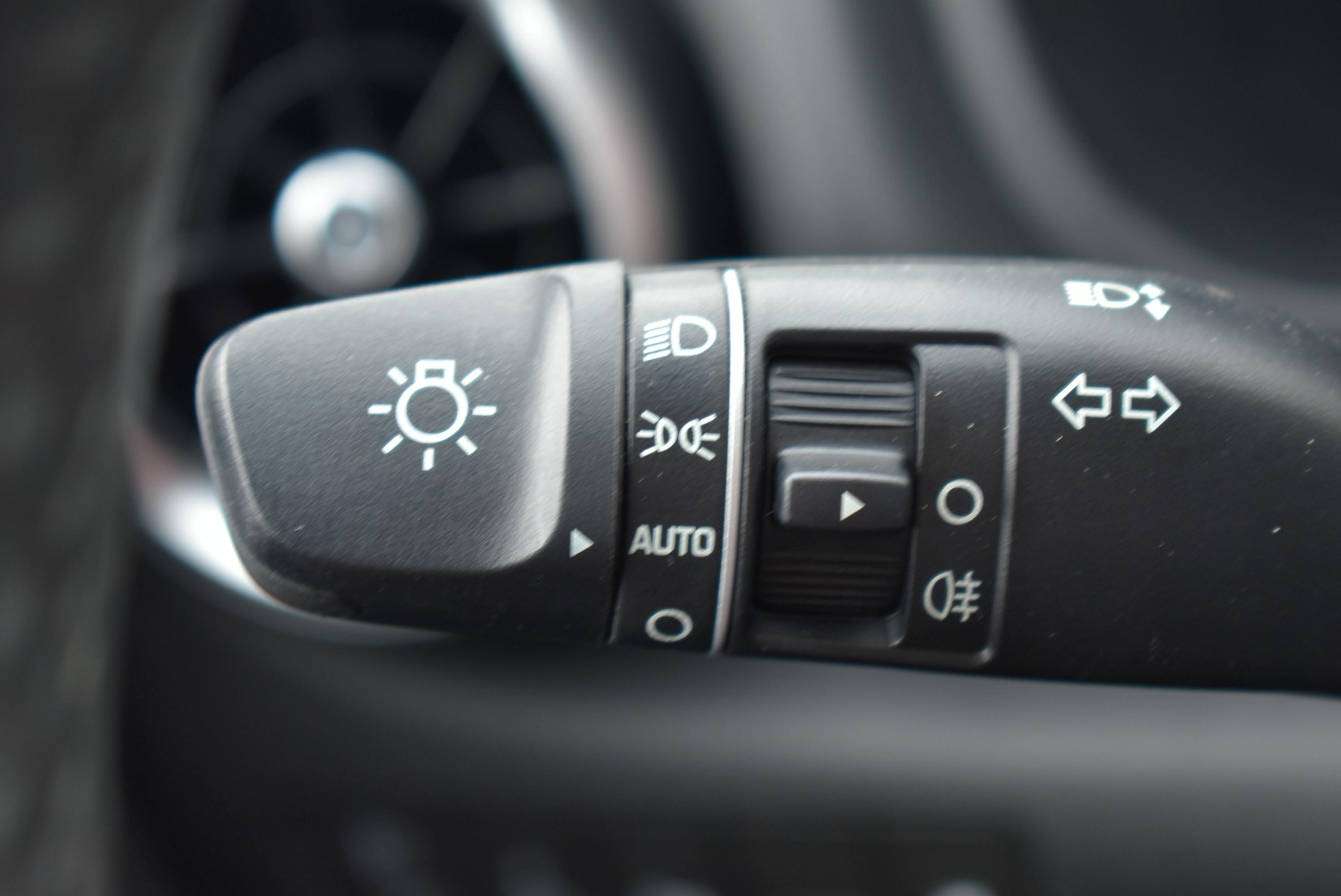Hyundai Kona  1.0 T-GDI 120CH HYBRID 48V BUSINESS occasion - Photo 24