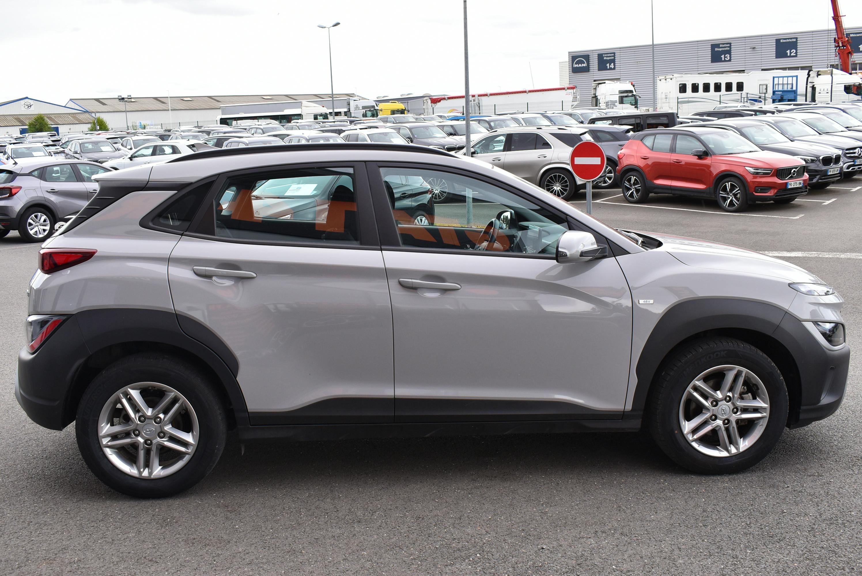 Hyundai Kona  1.0 T-GDI 120CH HYBRID 48V BUSINESS occasion - Photo 4