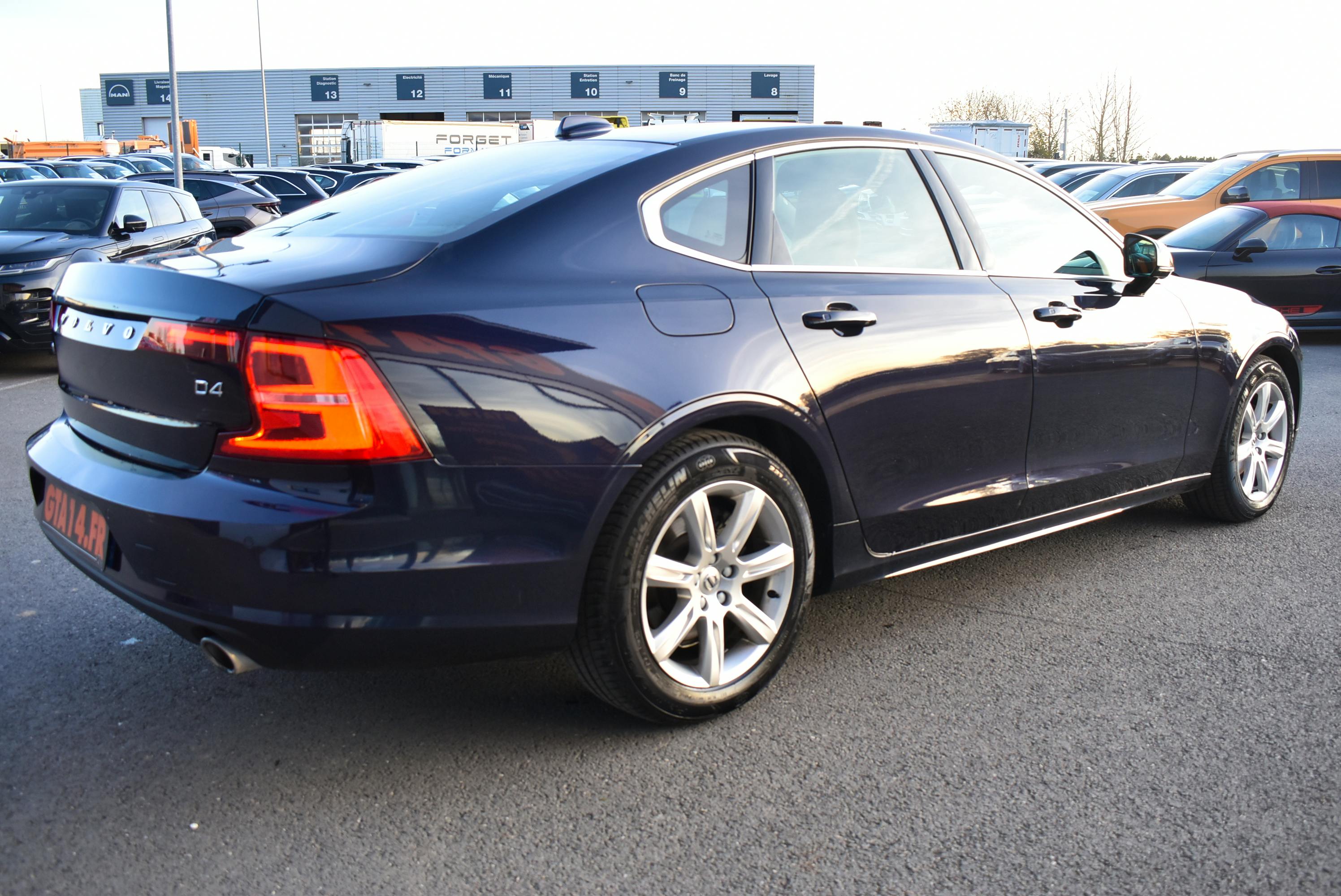 Volvo S90  D4 ADBLUE 190CH BUSINESS EXECUTIVE GEARTRONIC occasion - Photo 2