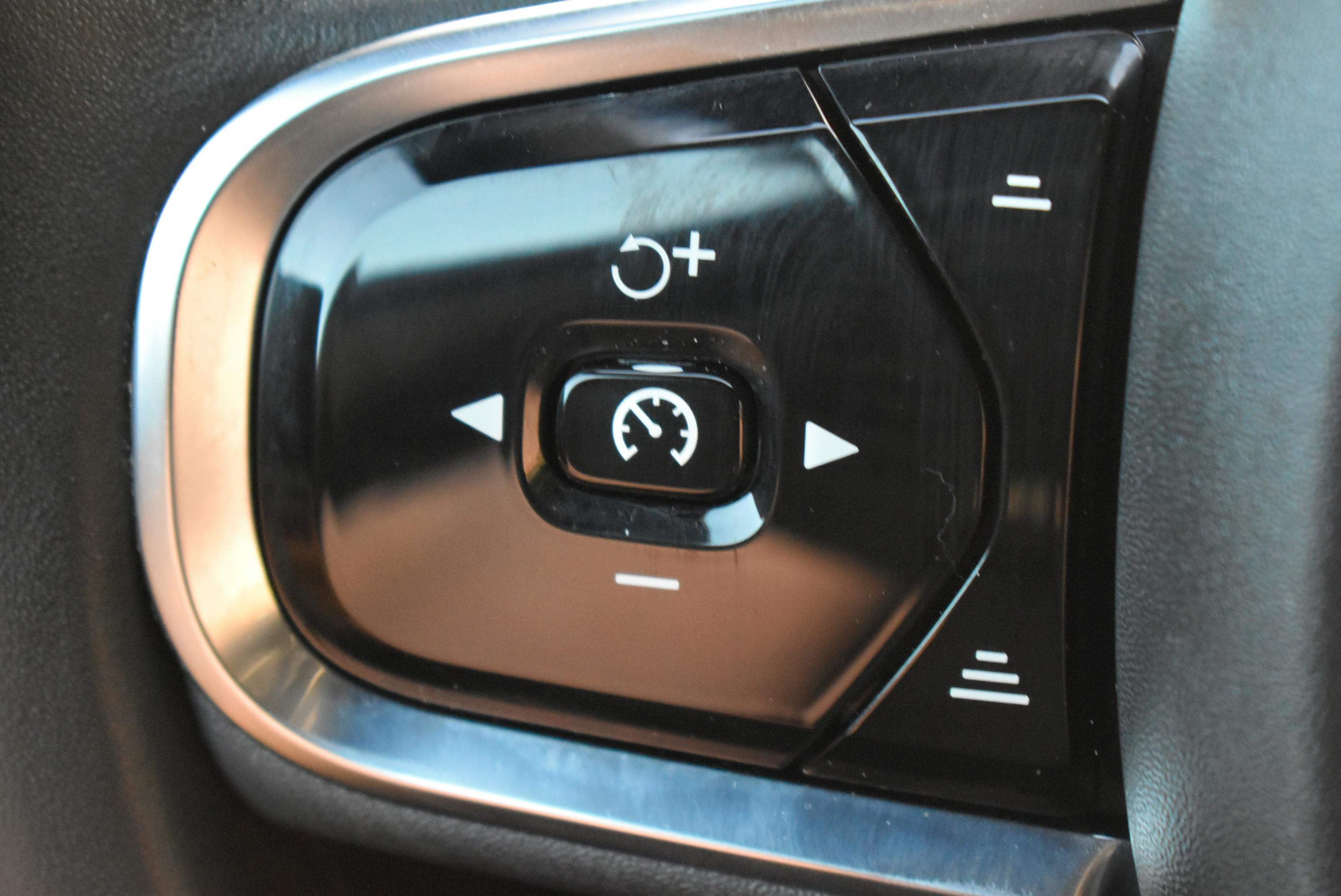 Volvo S90  D4 ADBLUE 190CH BUSINESS EXECUTIVE GEARTRONIC occasion - Photo 22