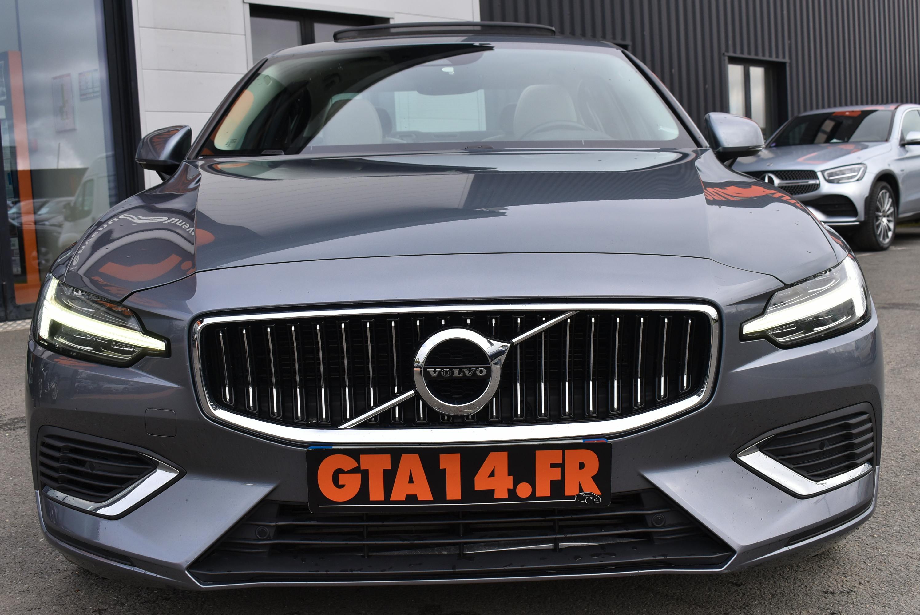 Volvo S60  T8 TWIN ENGINE 303 + 87CH INSCRIPTION FIRST EDITION GEARTRONIC 8 occasion - Photo 17