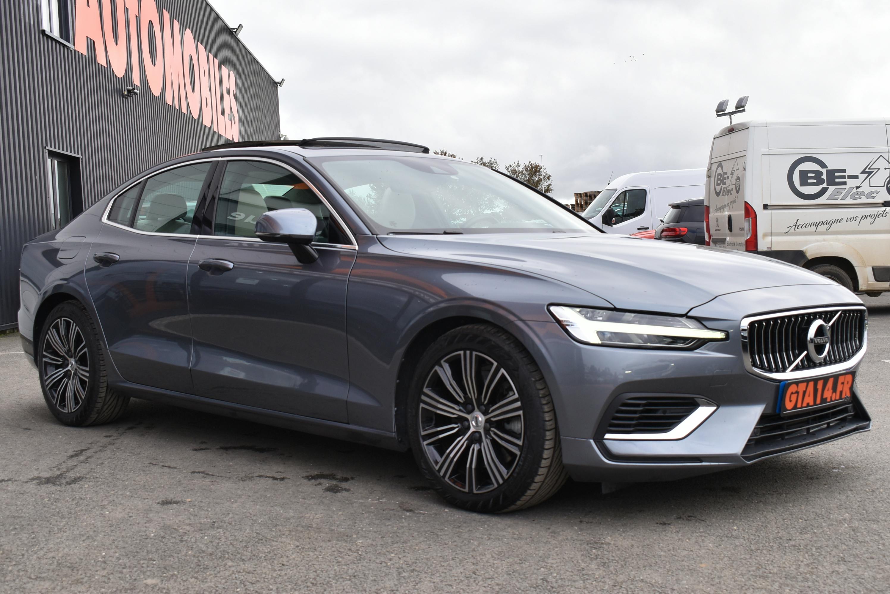 Volvo S60  T8 TWIN ENGINE 303 + 87CH INSCRIPTION FIRST EDITION GEARTRONIC 8 occasion - Photo 20