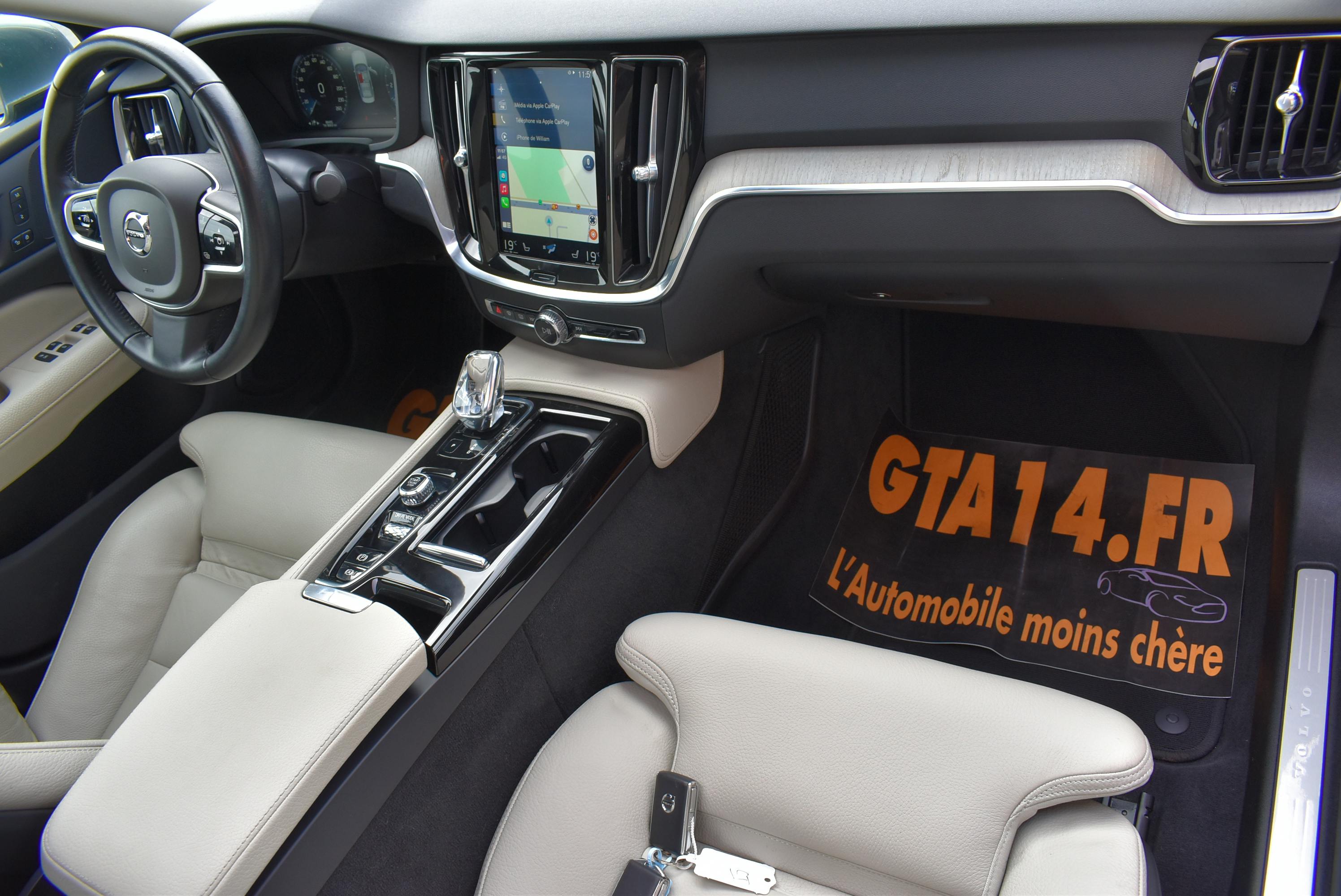 Volvo S60  T8 TWIN ENGINE 303 + 87CH INSCRIPTION FIRST EDITION GEARTRONIC 8 occasion - Photo 3