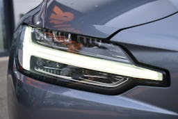 Volvo S60  T8 TWIN ENGINE 303 + 87CH INSCRIPTION FIRST EDITION GEARTRONIC 8 occasion - Photo 43