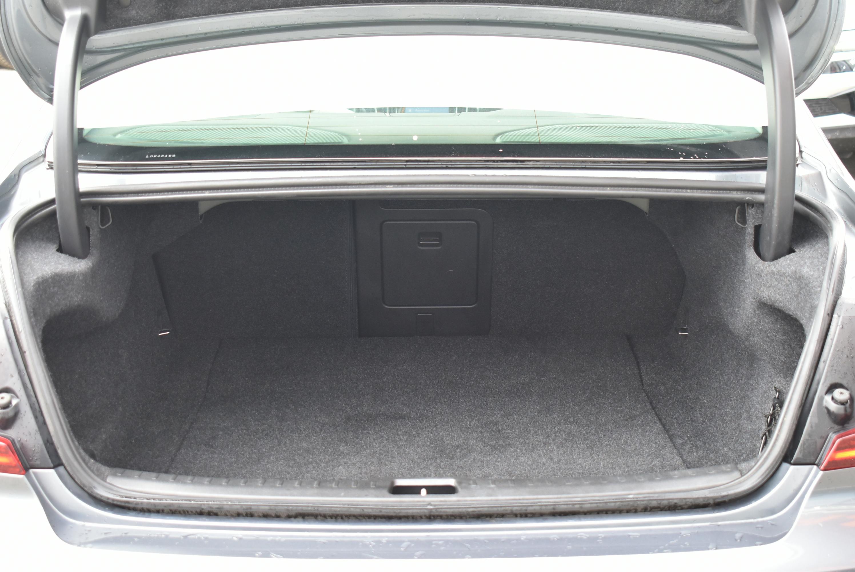 Volvo S60  T8 TWIN ENGINE 303 + 87CH INSCRIPTION FIRST EDITION GEARTRONIC 8 occasion - Photo 9