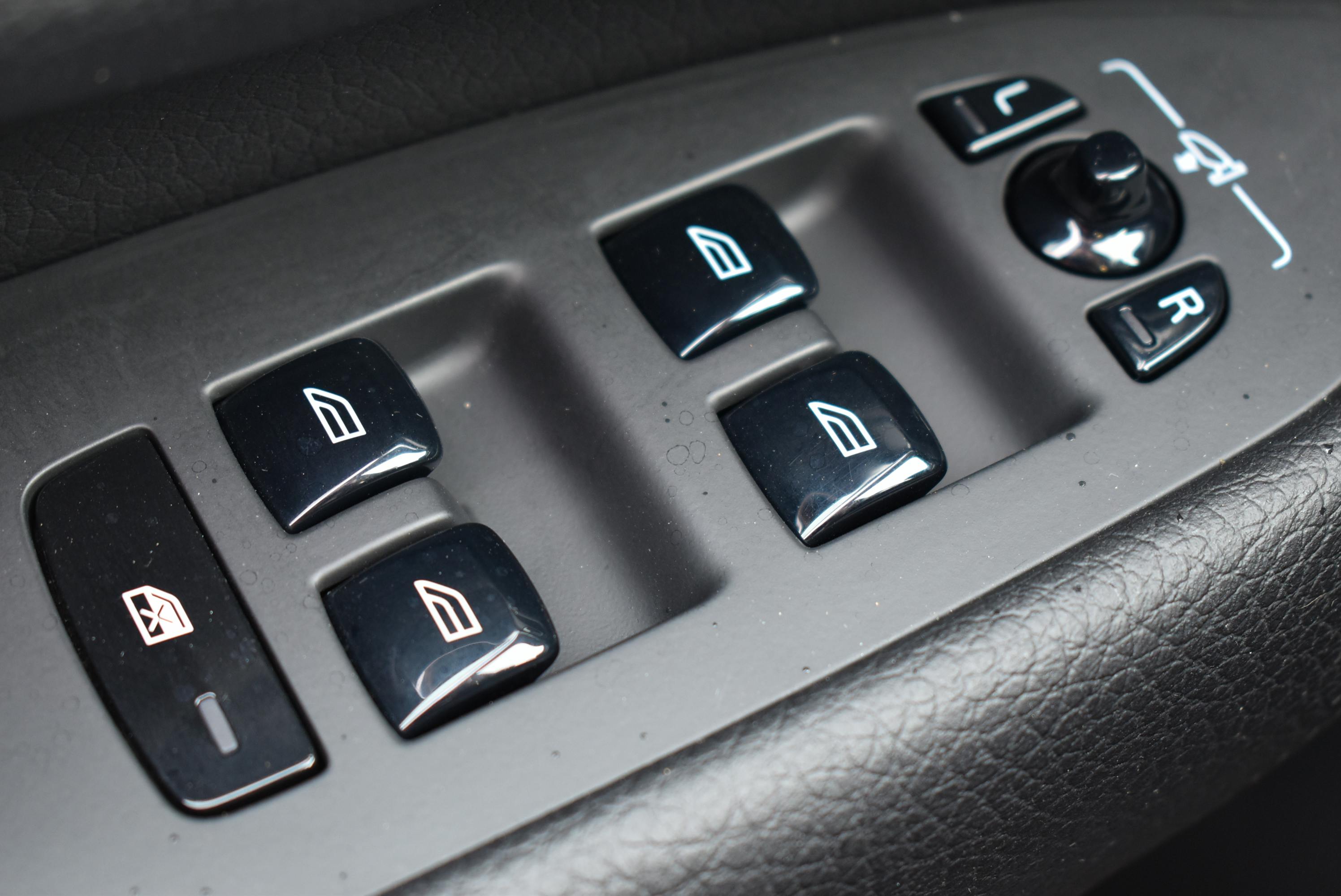 Volvo XC90  T8 AWD 303 + 87CH MOMENTUM GEARTRONIC occasion - Photo 11
