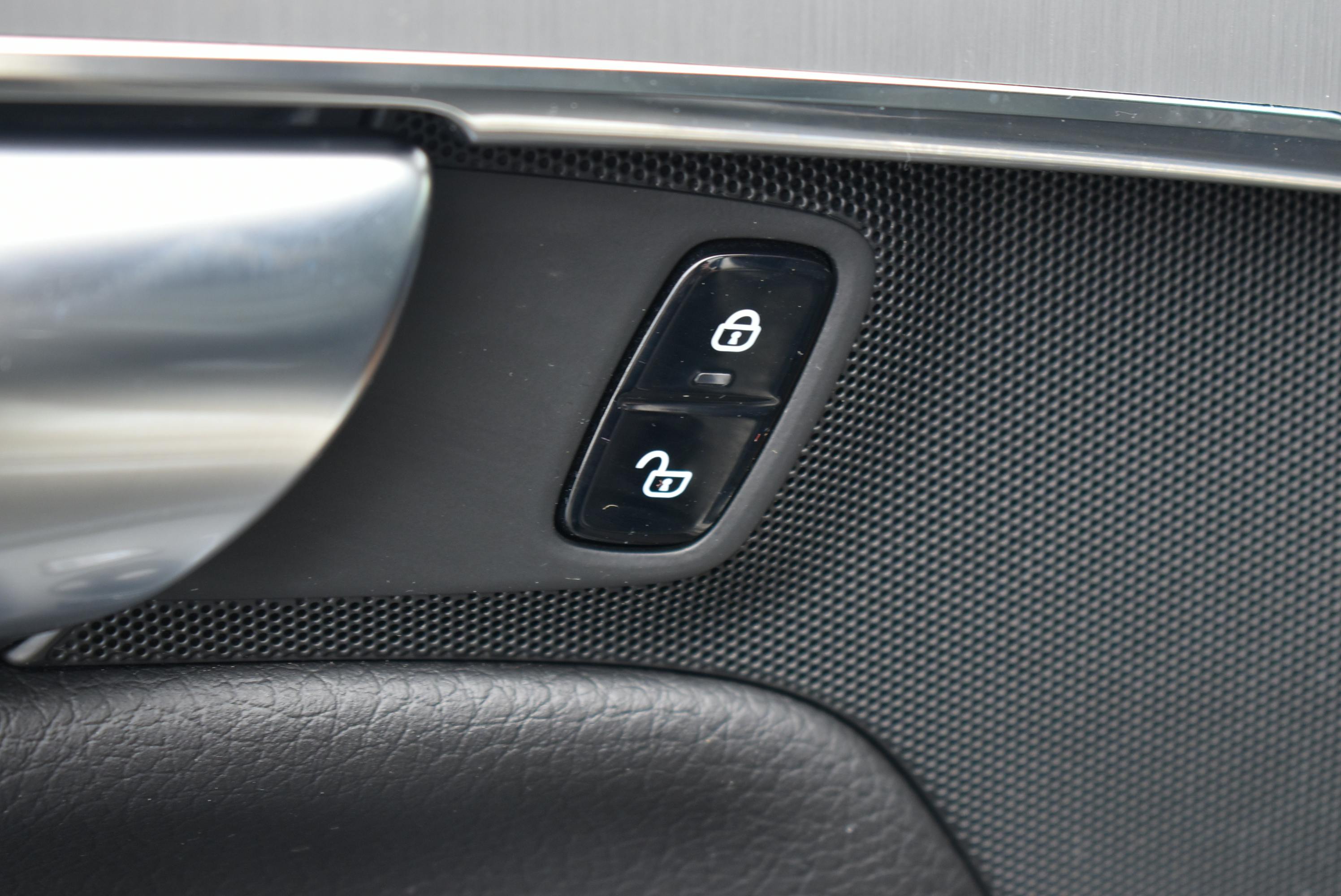 Volvo XC90  T8 AWD 303 + 87CH MOMENTUM GEARTRONIC occasion - Photo 21