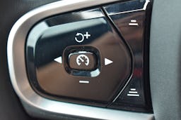 Volvo XC90  T8 AWD 303 + 87CH MOMENTUM GEARTRONIC occasion - Photo 23