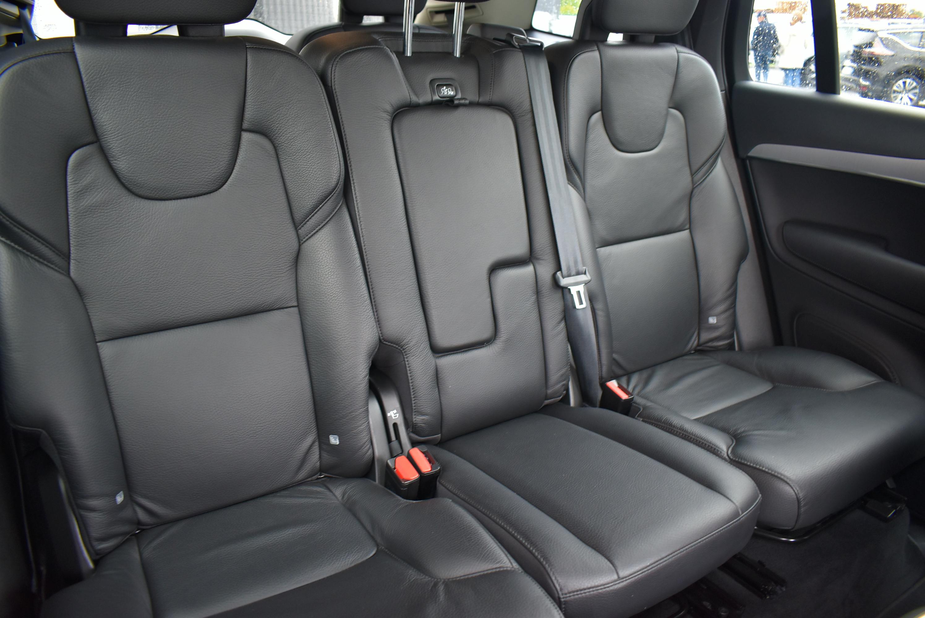 Volvo XC90  T8 AWD 303 + 87CH MOMENTUM GEARTRONIC occasion - Photo 5