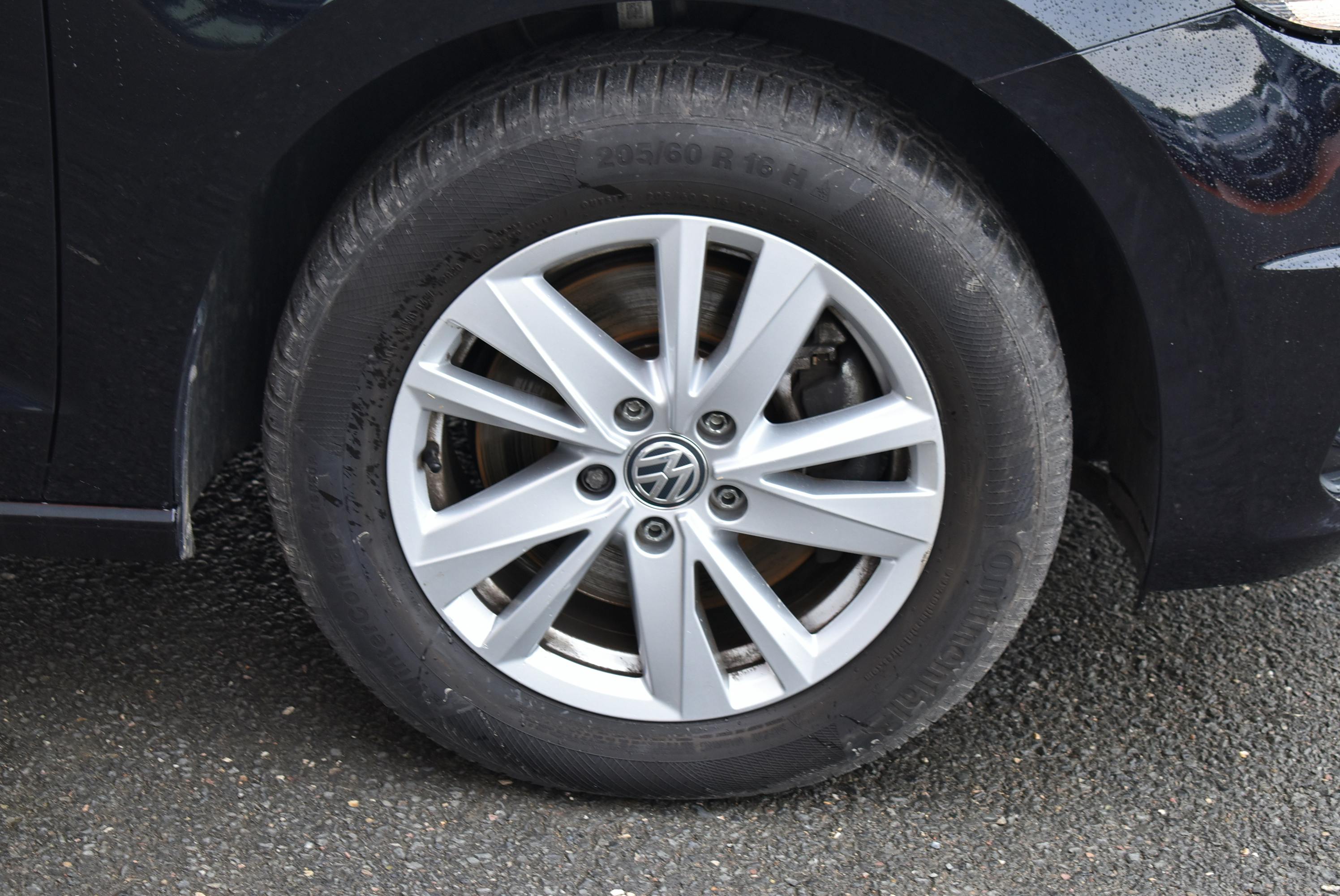 Volkswagen Touran  1.5 TSI EVO 150CH LOUNGE DSG7 5 PLACES EURO6AP occasion - Photo 34