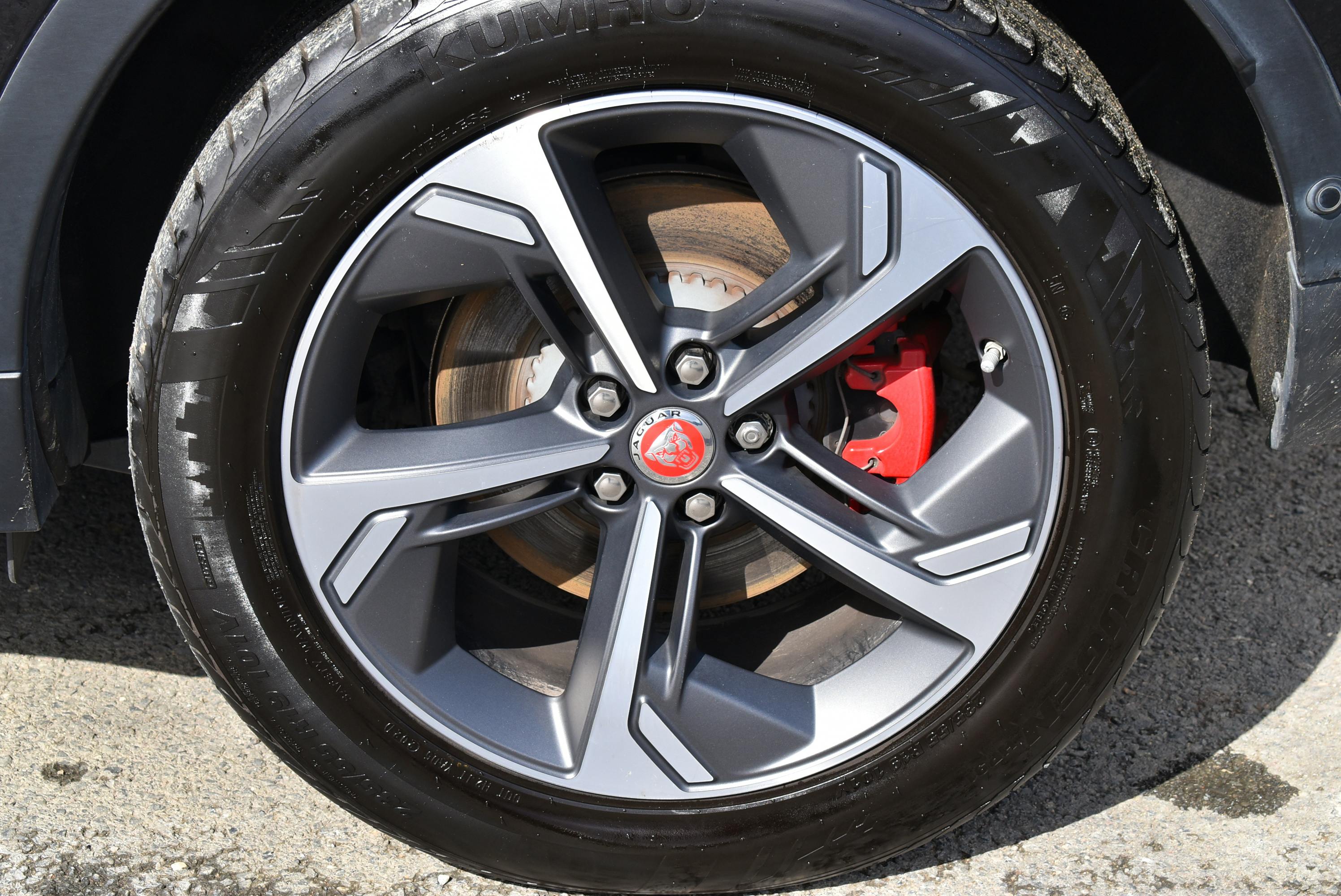 Jaguar E-Pace  P300E PHEV R-DYNAMIC SE BVA AWD occasion - Photo 32