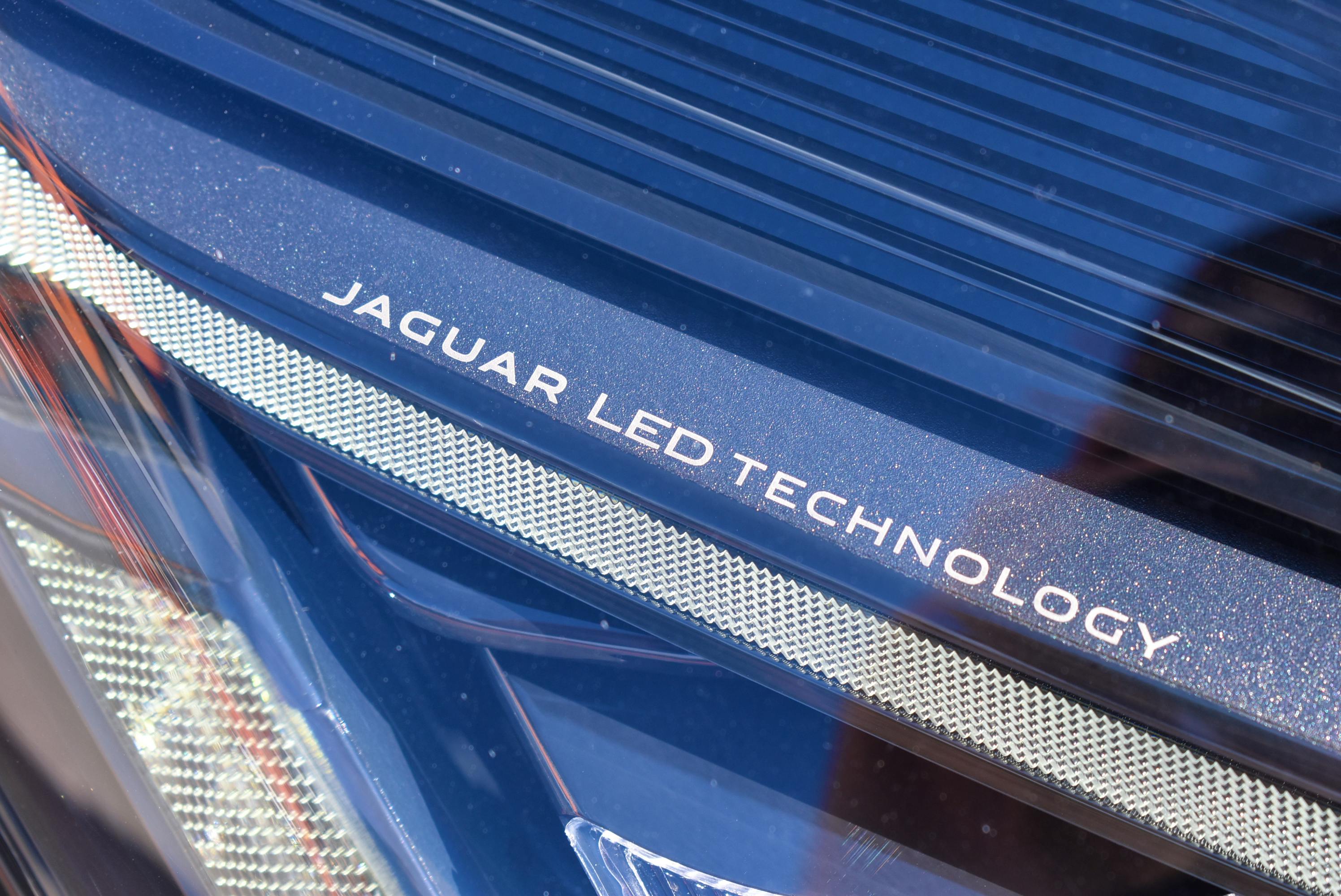 Jaguar E-Pace  P300E PHEV R-DYNAMIC SE BVA AWD occasion - Photo 37