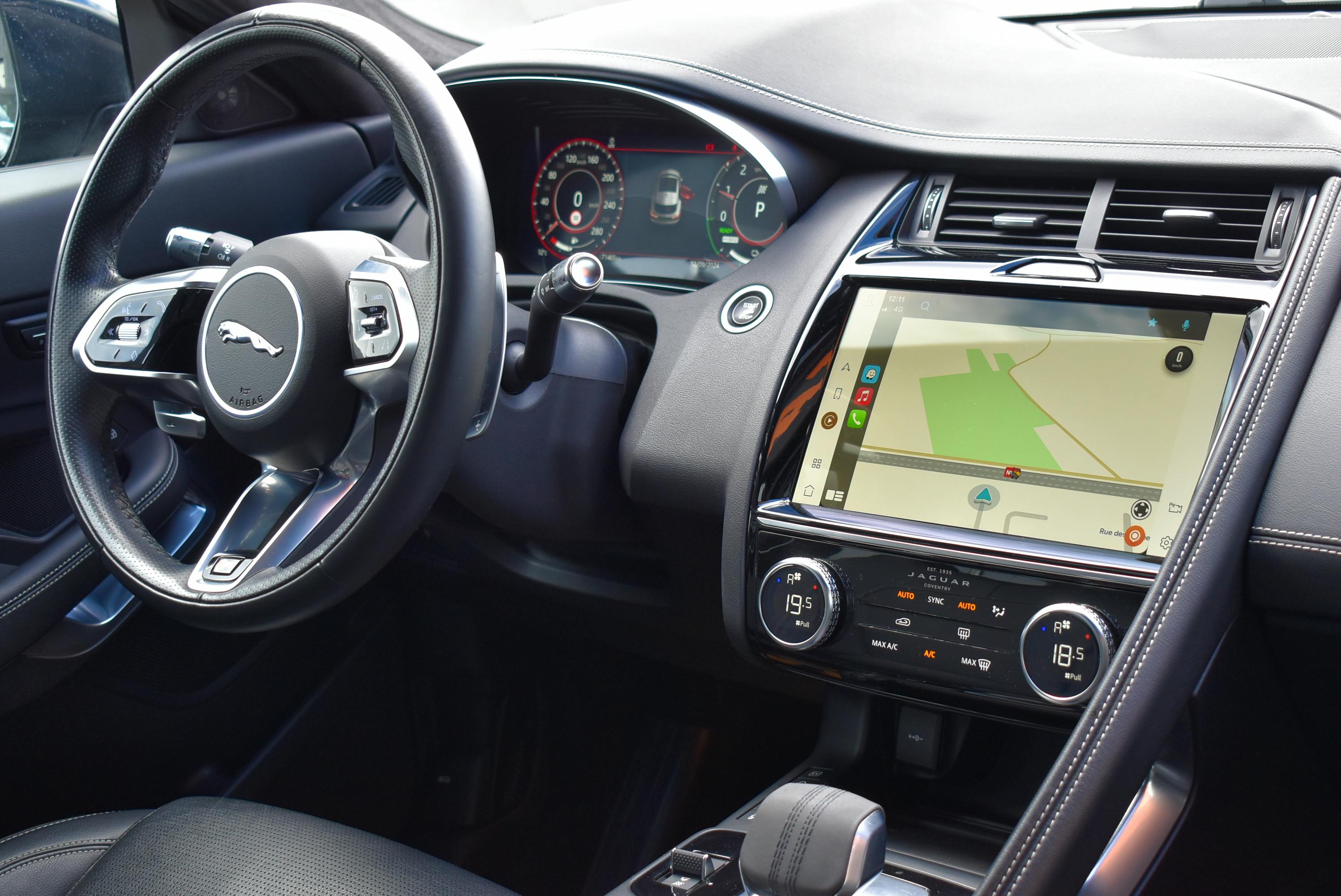 Jaguar E-Pace  P300E PHEV R-DYNAMIC SE BVA AWD occasion - Photo 6