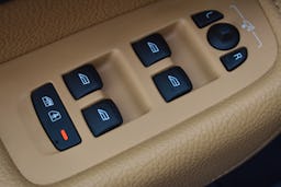 Volvo XC60  T8 TWIN ENGINE 303 + 87CH BUSINESS EXECUTIVE GEARTRONIC occasion - Photo 11