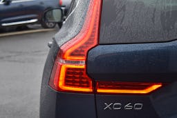 Volvo XC60  T8 TWIN ENGINE 303 + 87CH BUSINESS EXECUTIVE GEARTRONIC occasion - Photo 40