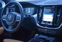 Volvo XC60  T8 TWIN ENGINE 303 + 87CH BUSINESS EXECUTIVE GEARTRONIC occasion - Photo 6