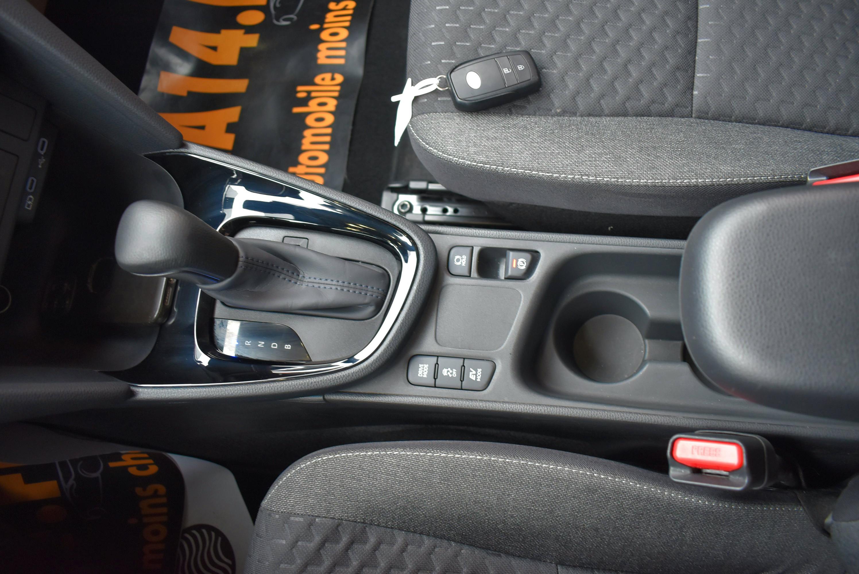 Toyota YARIS CROSS  116H DESIGN MC24 occasion - Photo 14