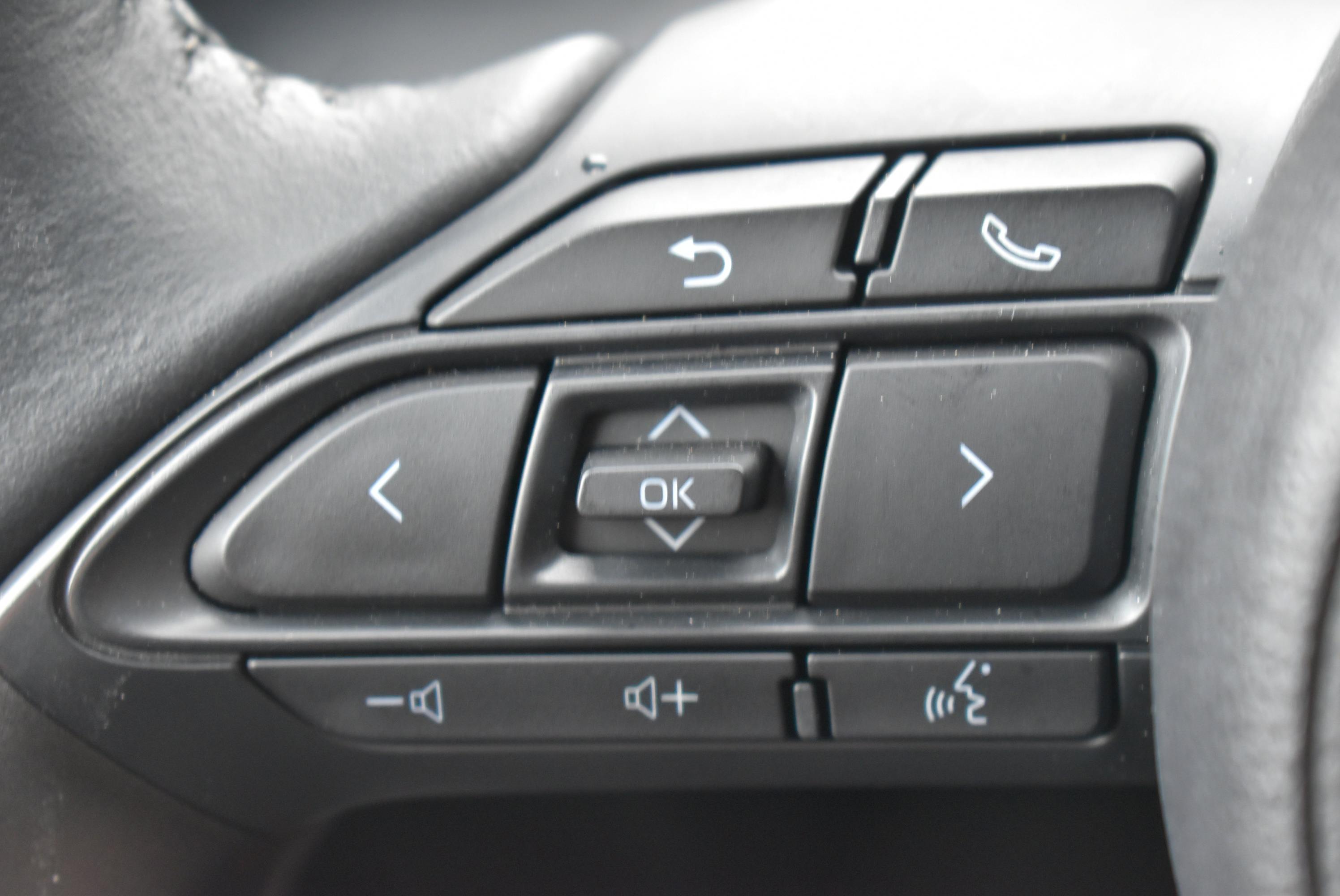 Toyota YARIS CROSS  116H DESIGN MC24 occasion - Photo 21