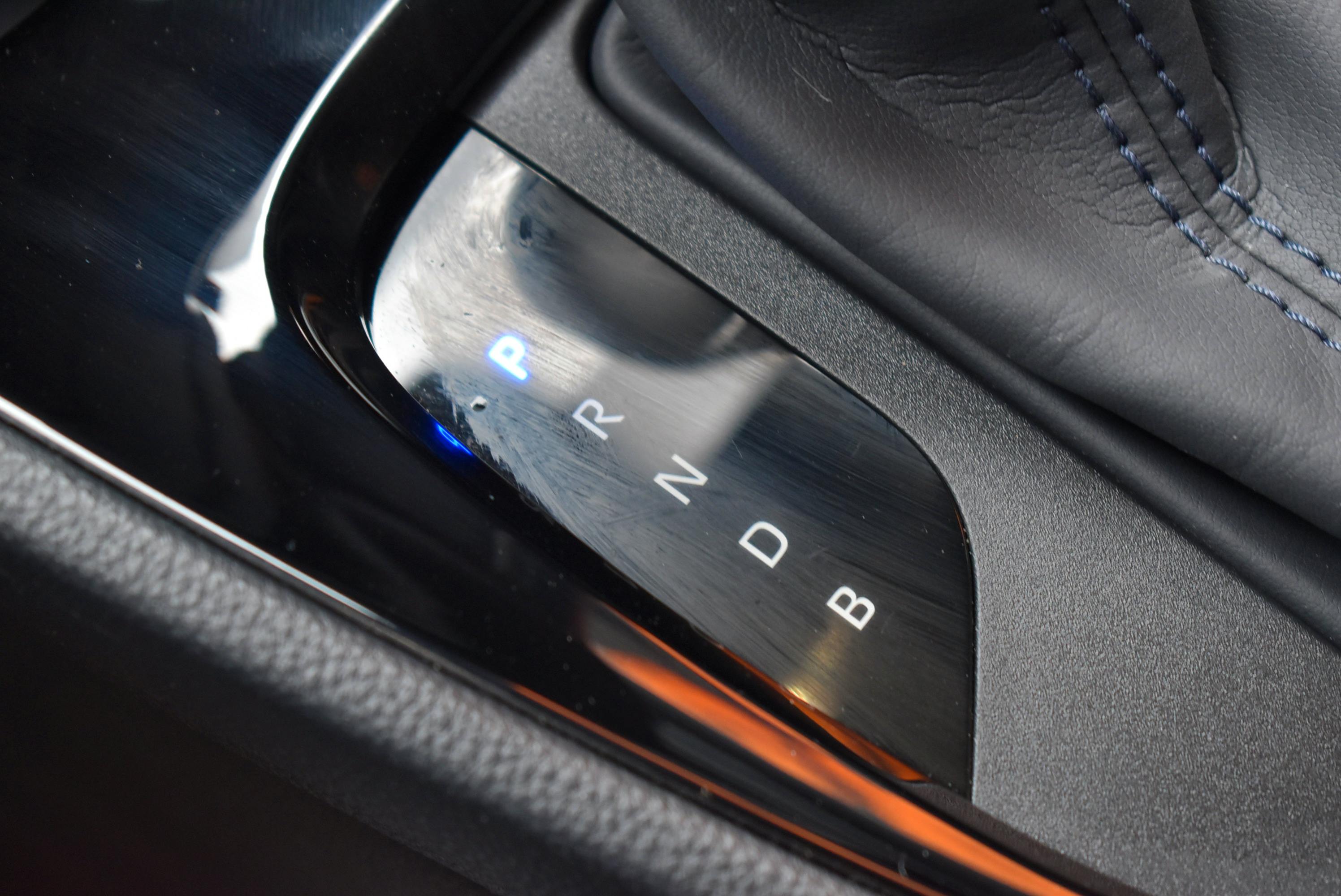 Toyota YARIS CROSS  116H DESIGN MC24 occasion - Photo 26