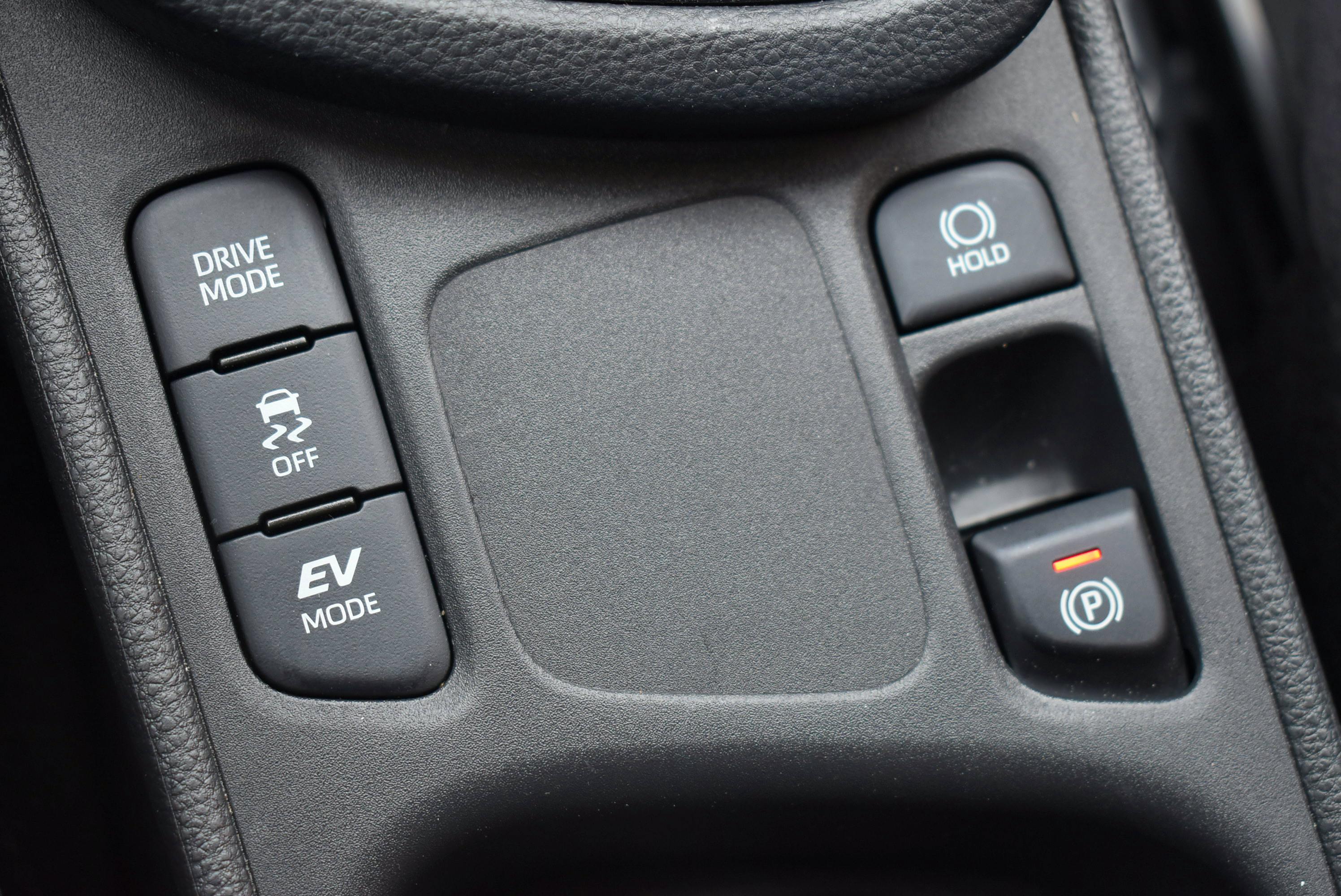 Toyota YARIS CROSS  116H DESIGN MC24 occasion - Photo 28