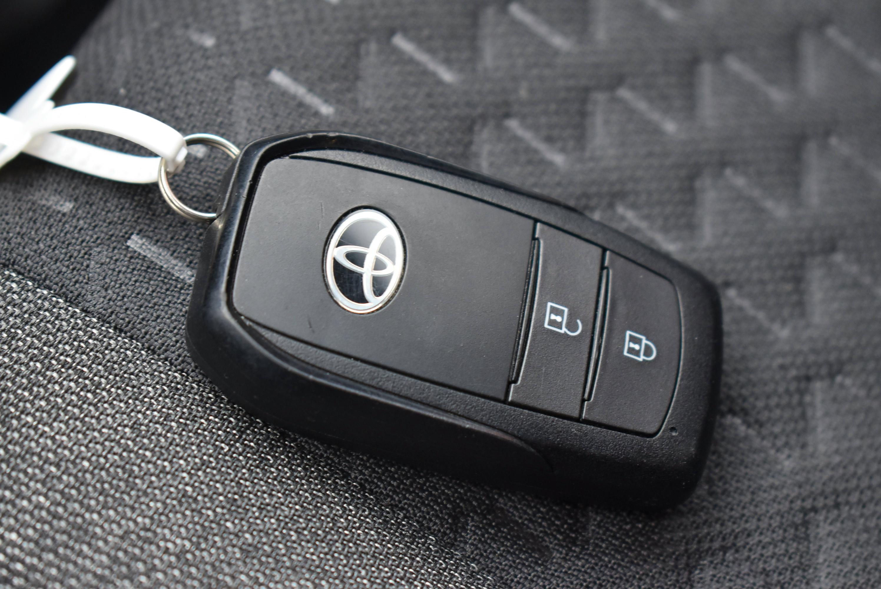 Toyota YARIS CROSS  116H DESIGN MC24 occasion - Photo 29