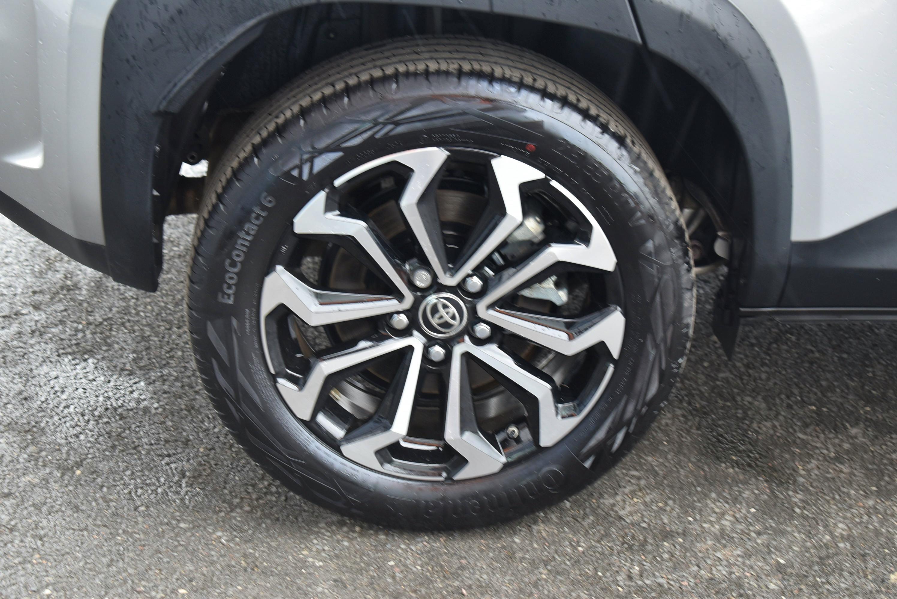 Toyota YARIS CROSS  116H DESIGN MC24 occasion - Photo 34