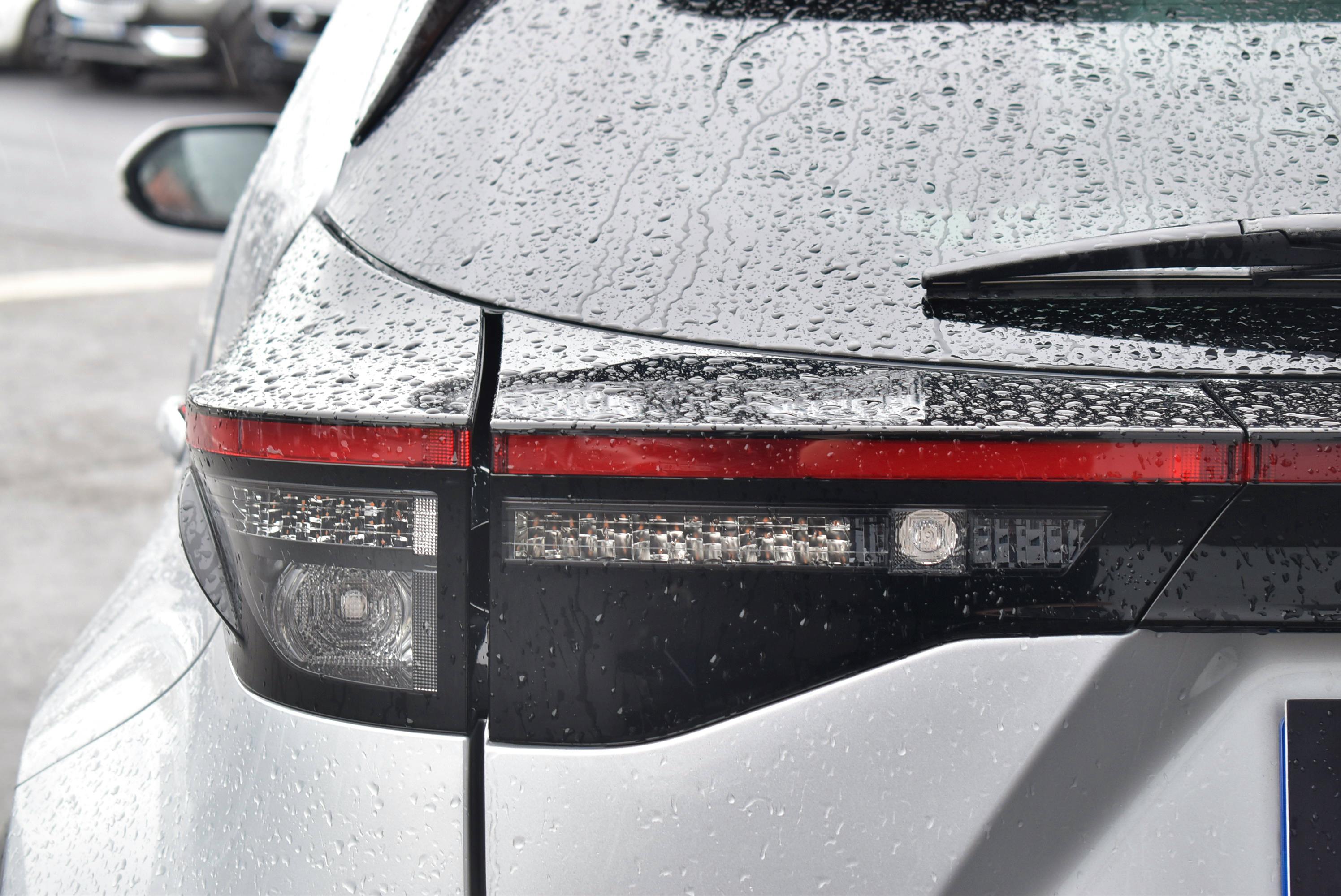 Toyota YARIS CROSS  116H DESIGN MC24 occasion - Photo 35