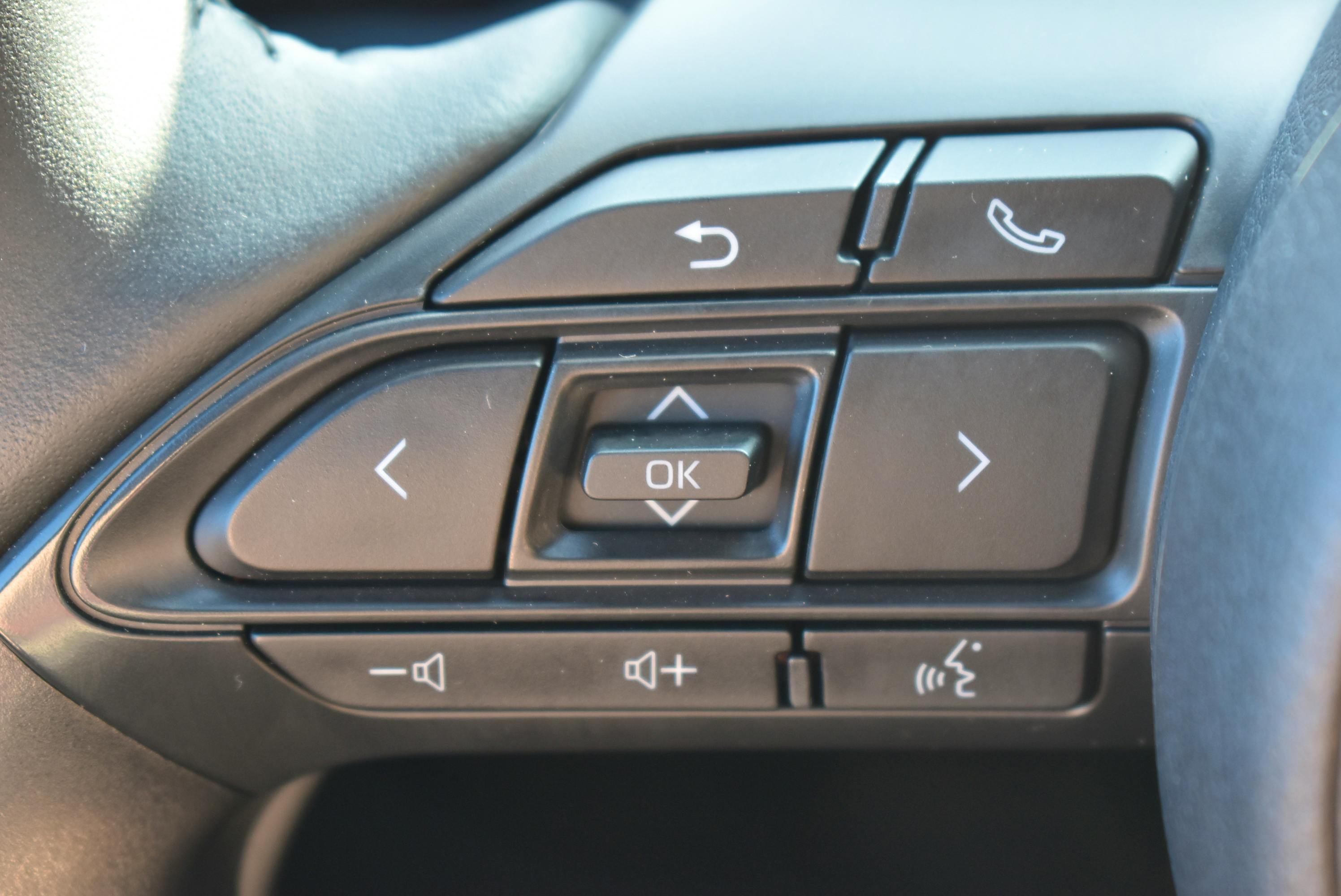 Toyota YARIS CROSS  116H DESIGN MC24 occasion - Photo 21