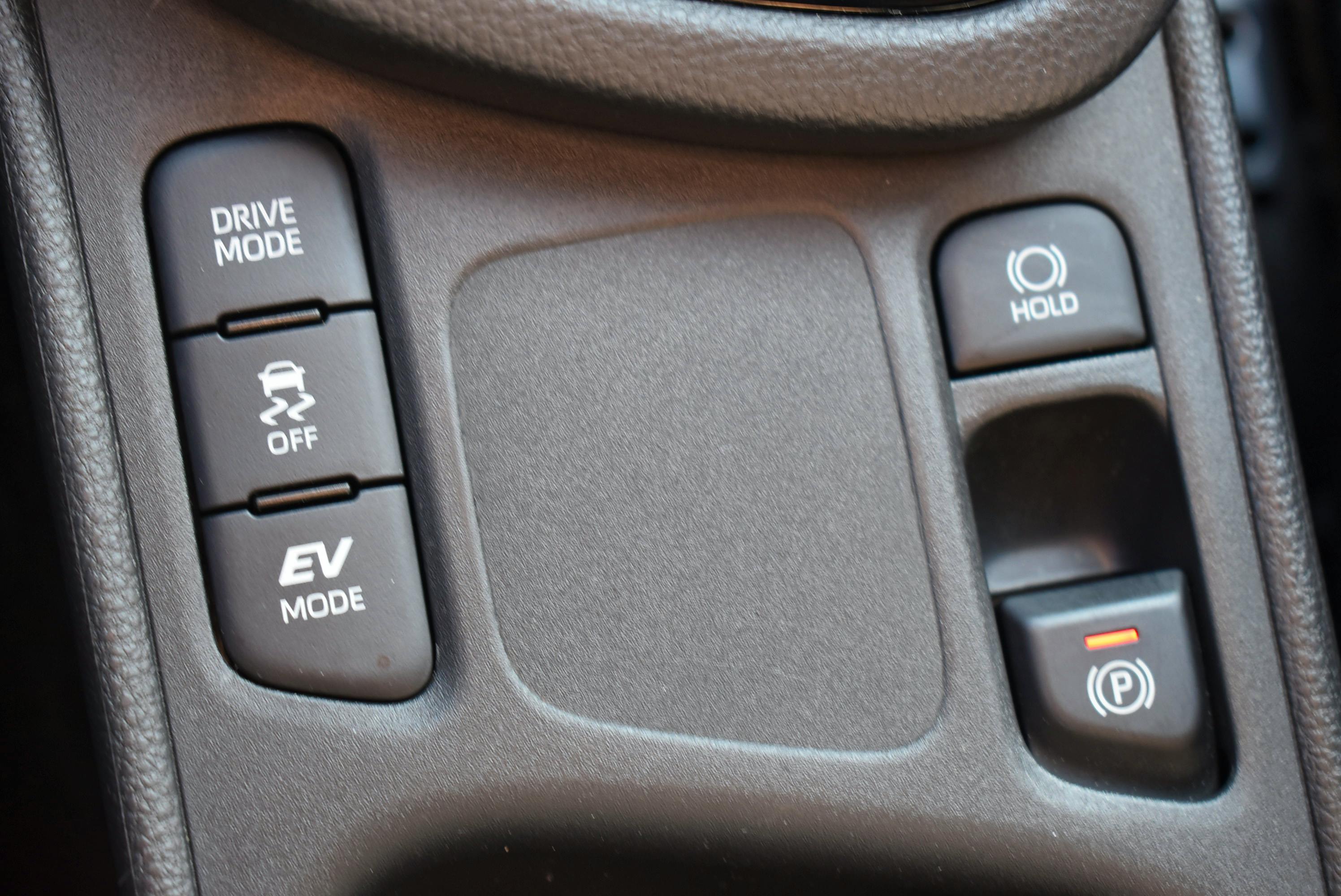 Toyota YARIS CROSS  116H DESIGN MC24 occasion - Photo 28