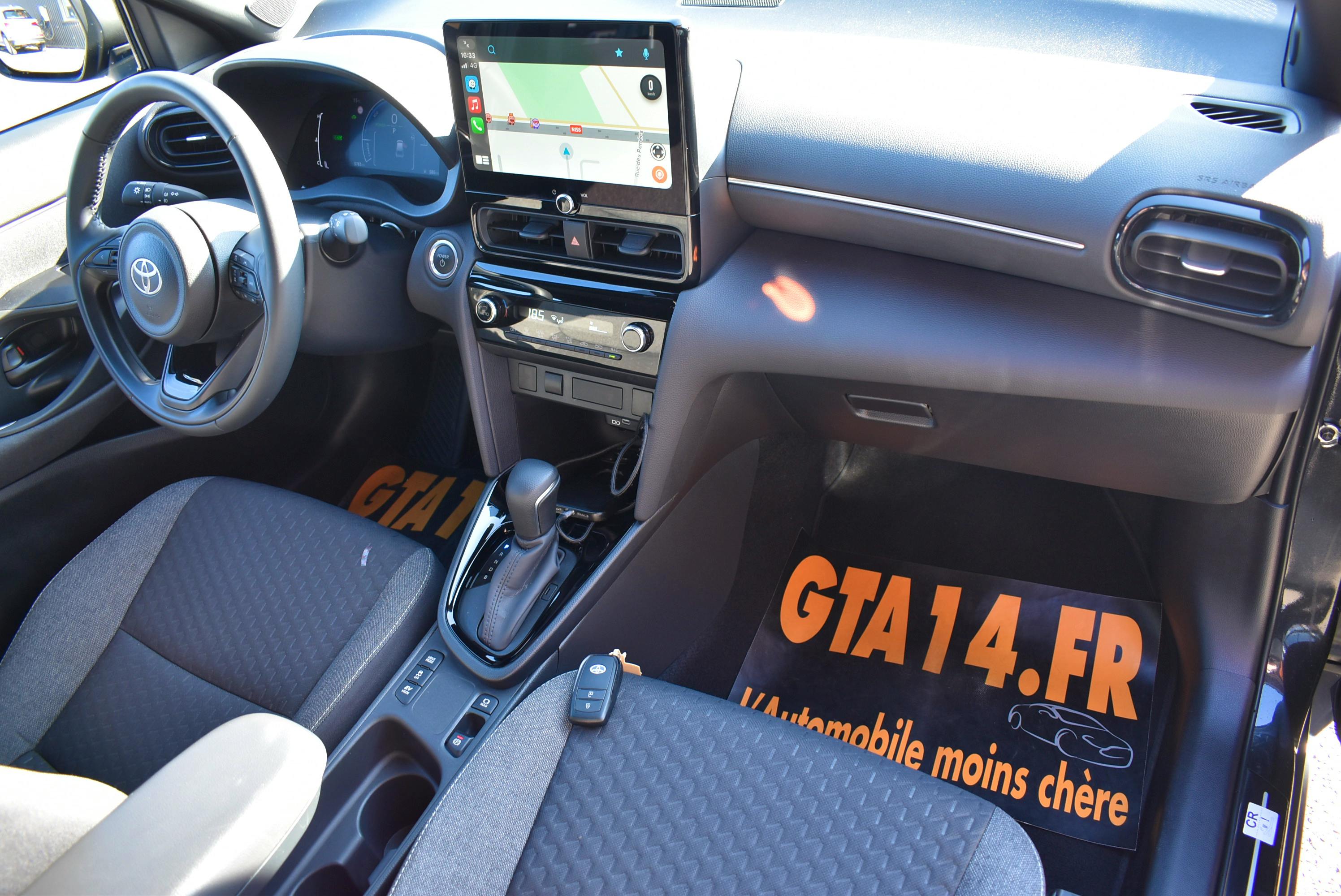 Toyota YARIS CROSS  116H DESIGN MC24 occasion - Photo 3