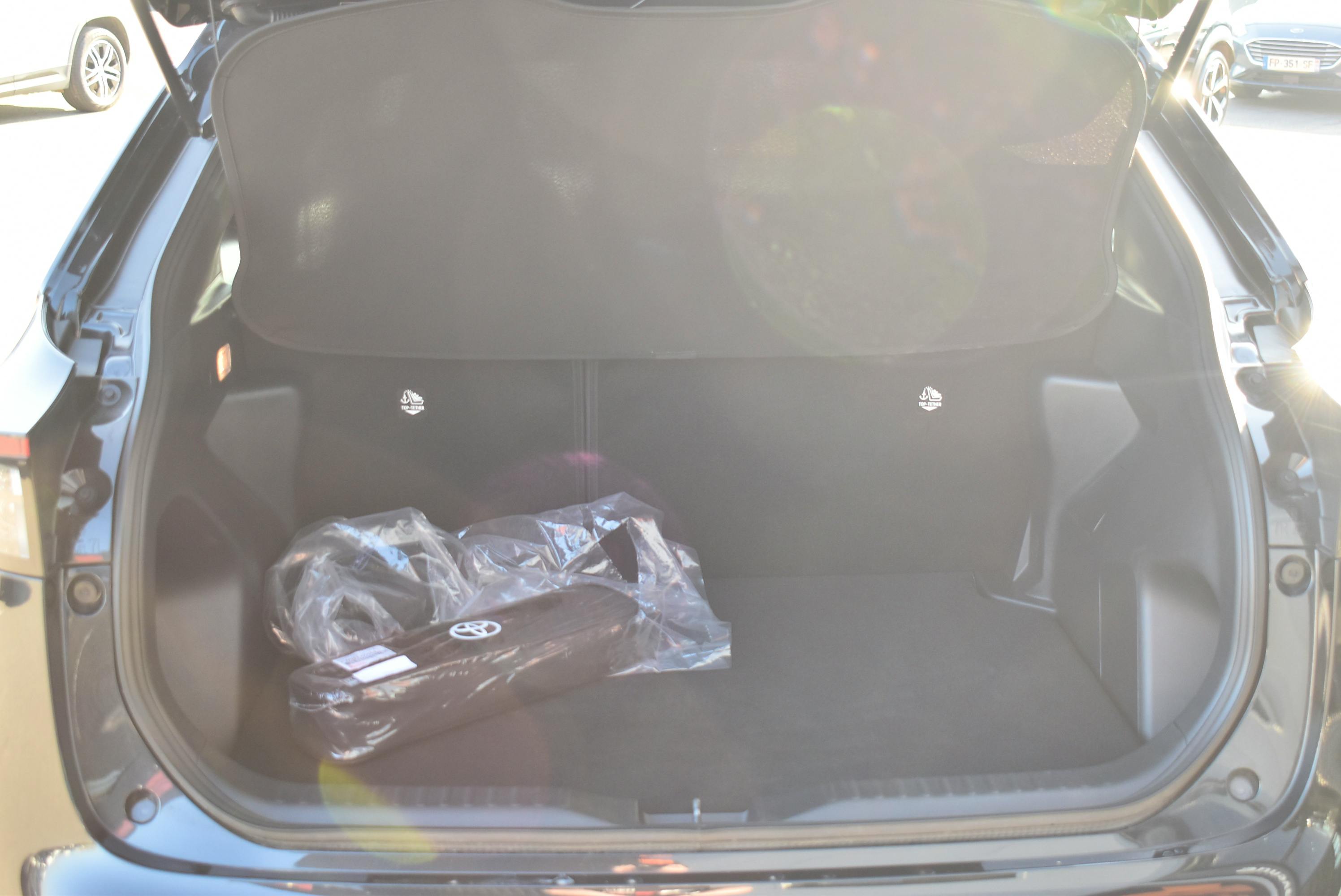 Toyota YARIS CROSS  116H DESIGN MC24 occasion - Photo 9