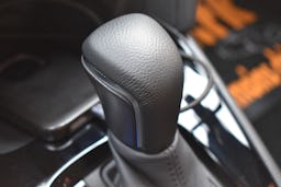 Toyota YARIS CROSS  116H DESIGN MC24 occasion - Photo 26