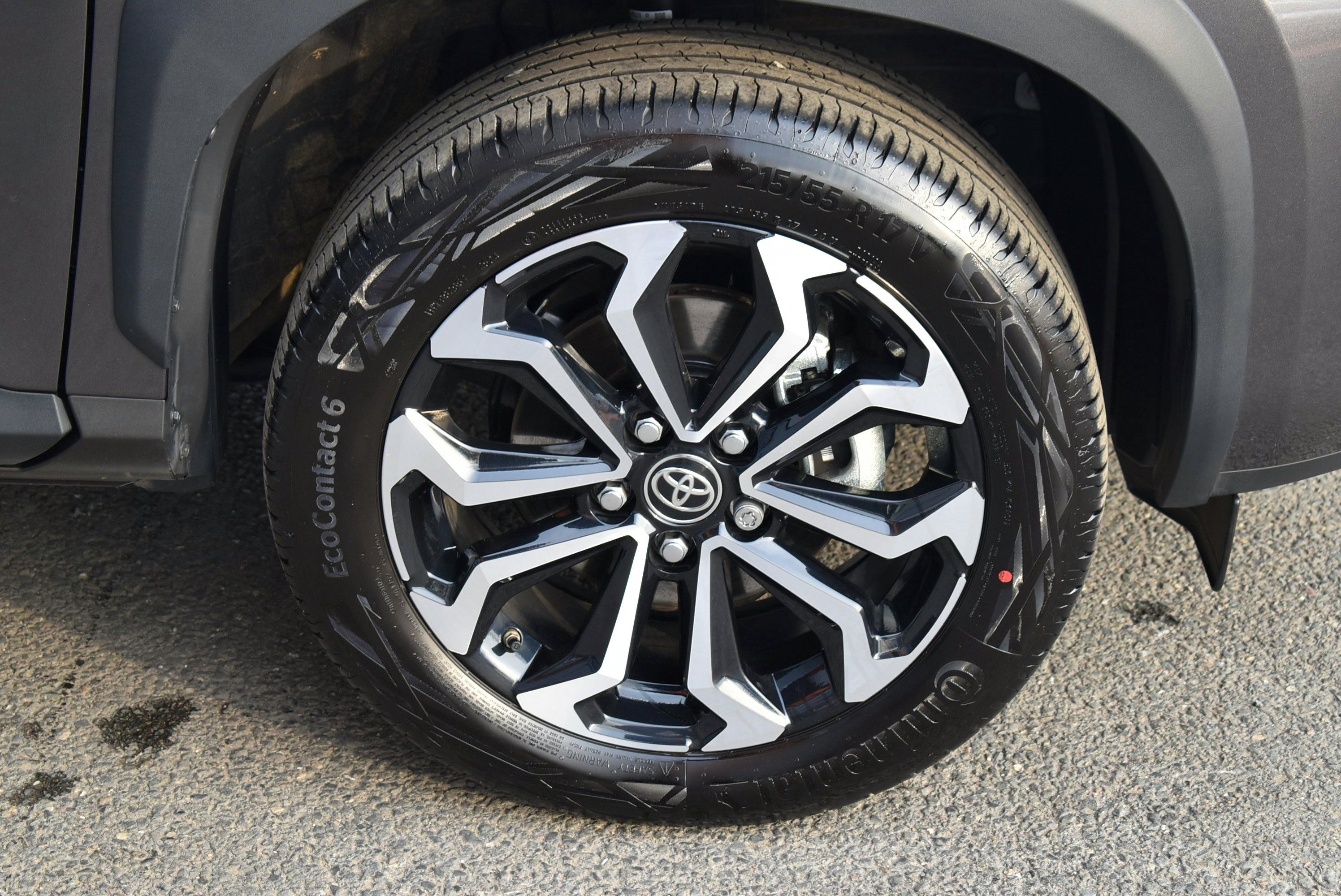 Toyota YARIS CROSS  116H DESIGN MC24 occasion - Photo 33