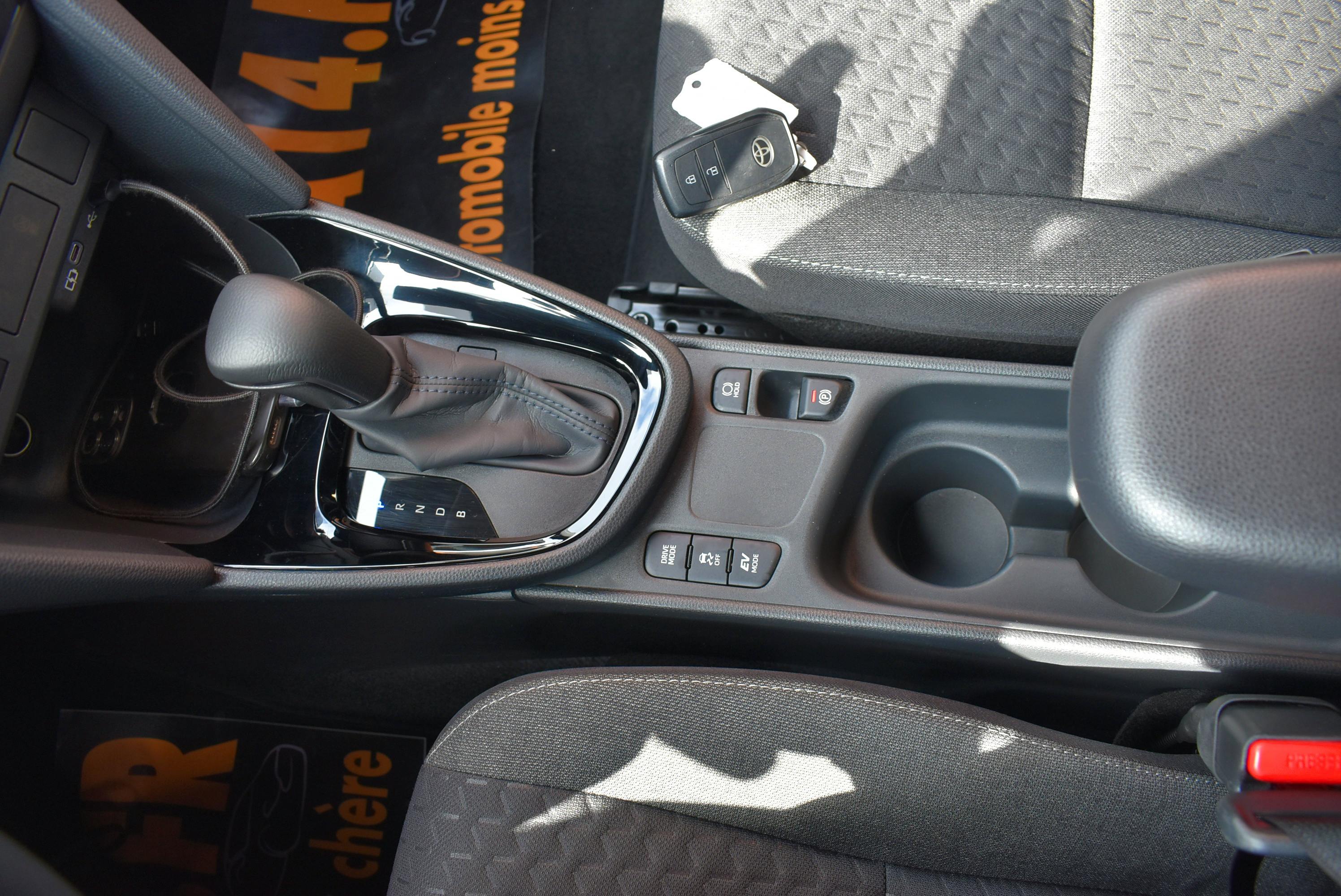 Toyota YARIS CROSS  116H DESIGN MC24 occasion - Photo 14