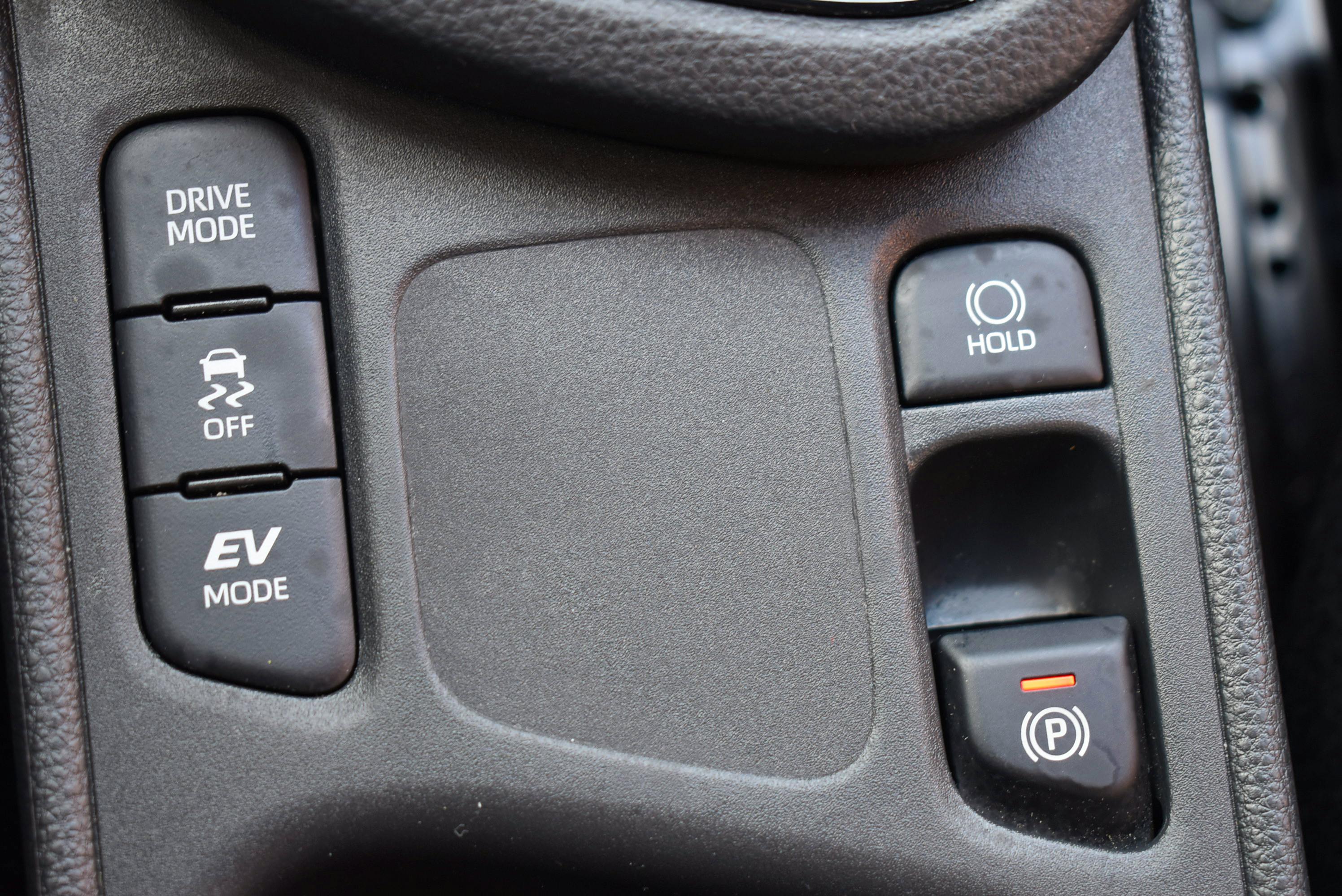 Toyota YARIS CROSS  116H DESIGN MC24 occasion - Photo 28