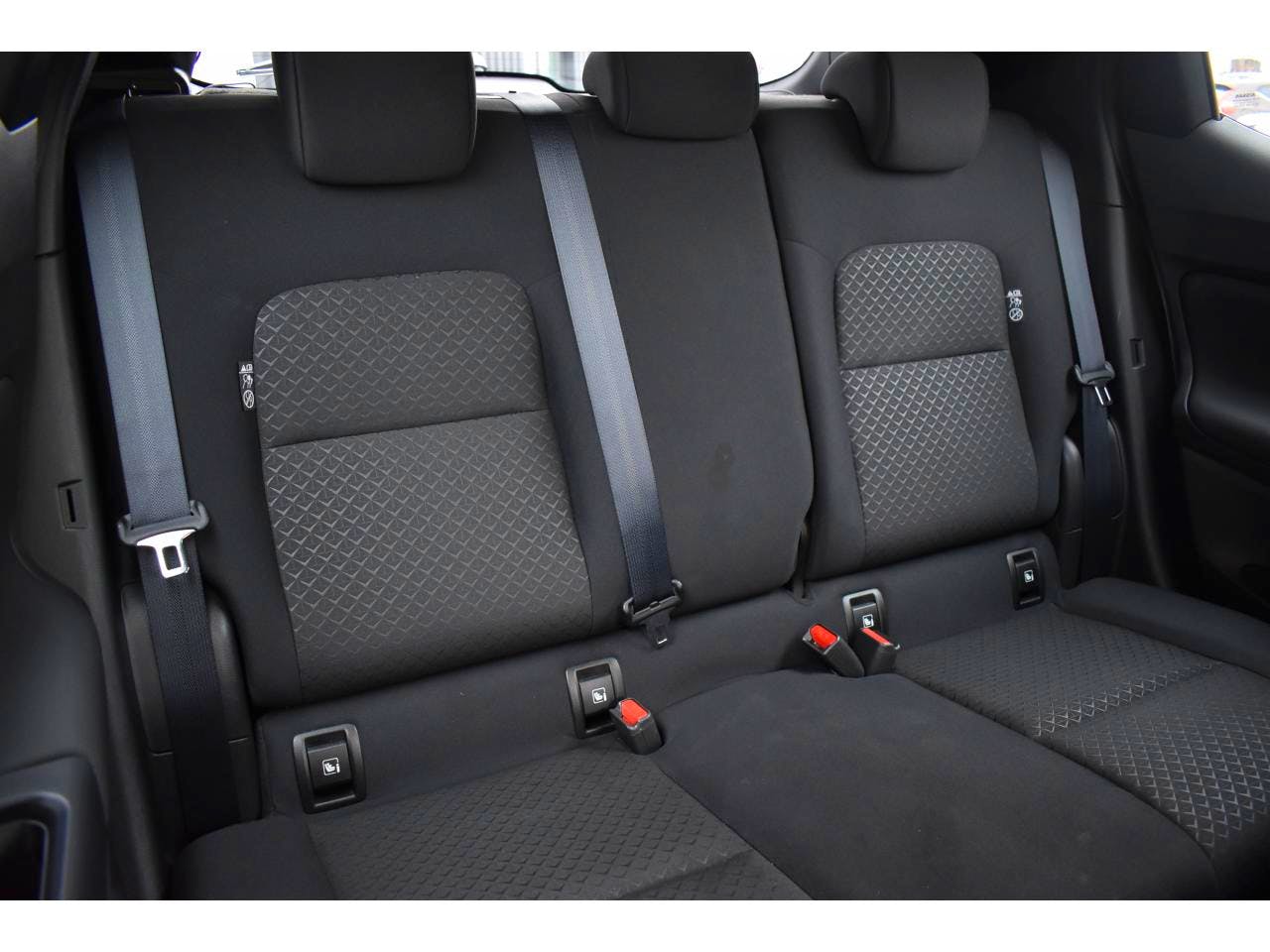 Nissan Juke  1.0 DIG-T 114CH ACENTA DCT + CARPLAY occasion - Photo 4