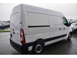 Renault Master  F3300 L2H2 2.3 BLUE DCI 135CH CONFORT EURO6E occasion - Photo 4
