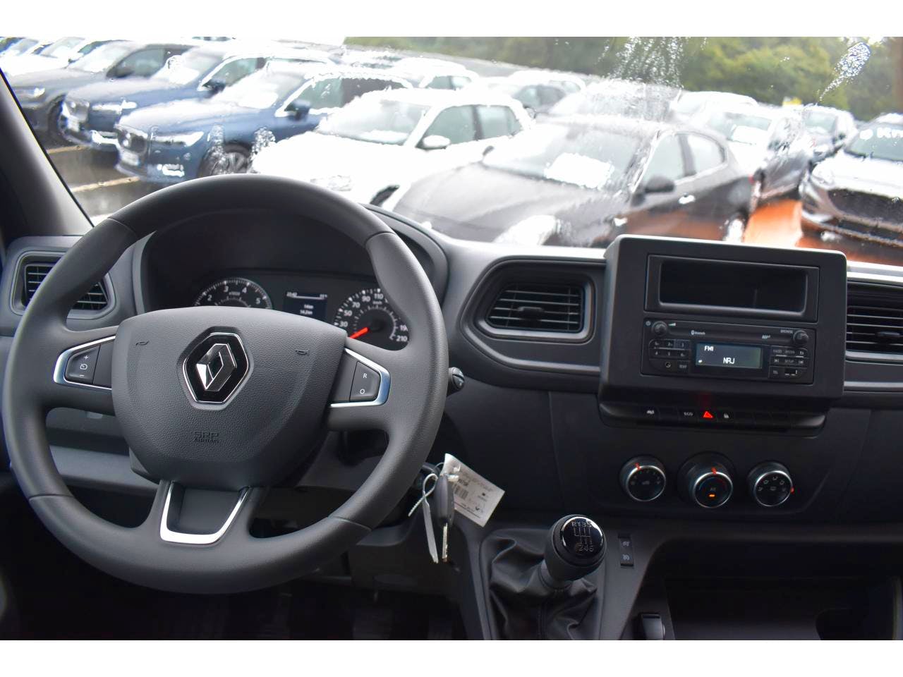 Renault Master  F3300 L2H2 2.3 BLUE DCI 135CH CONFORT EURO6E occasion - Photo 5