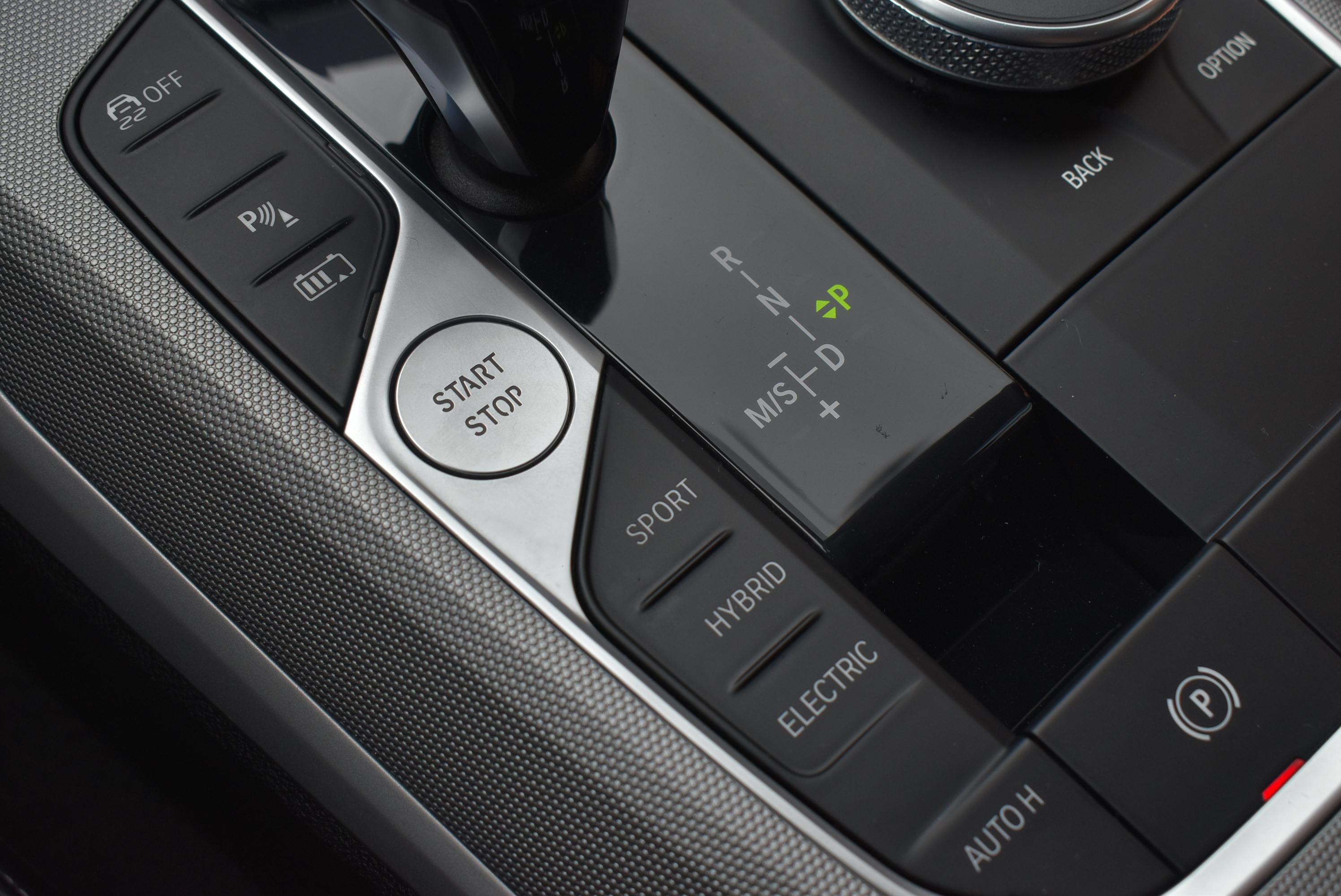 BMW Série 3 G21 Touring  320EA XDRIVE 204CH BUSINESS DESIGN occasion - Photo 30