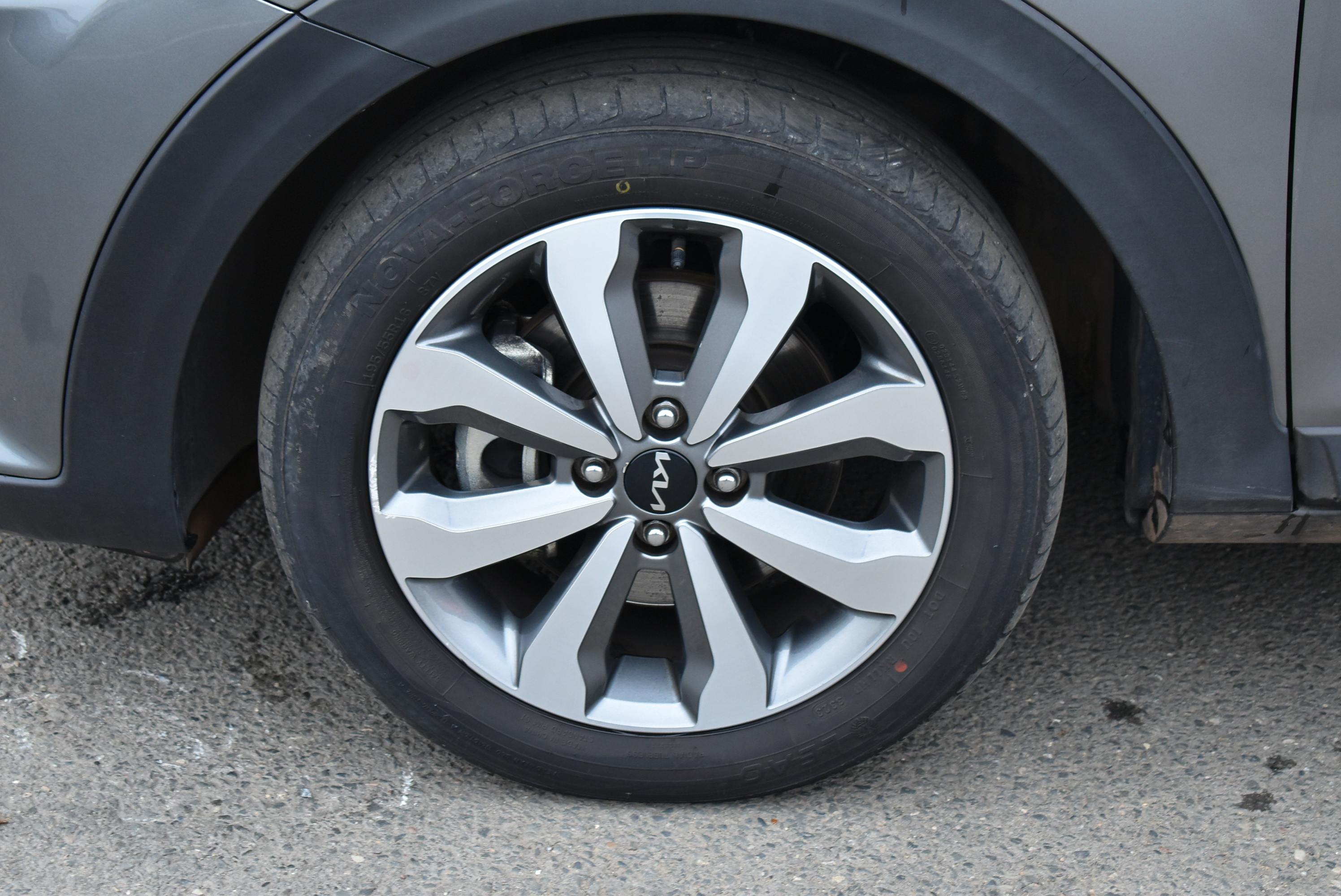 Kia Stonic  1.0 T-GDI 100CH ACTIVE BUSINESS DCT7 occasion - Photo 16