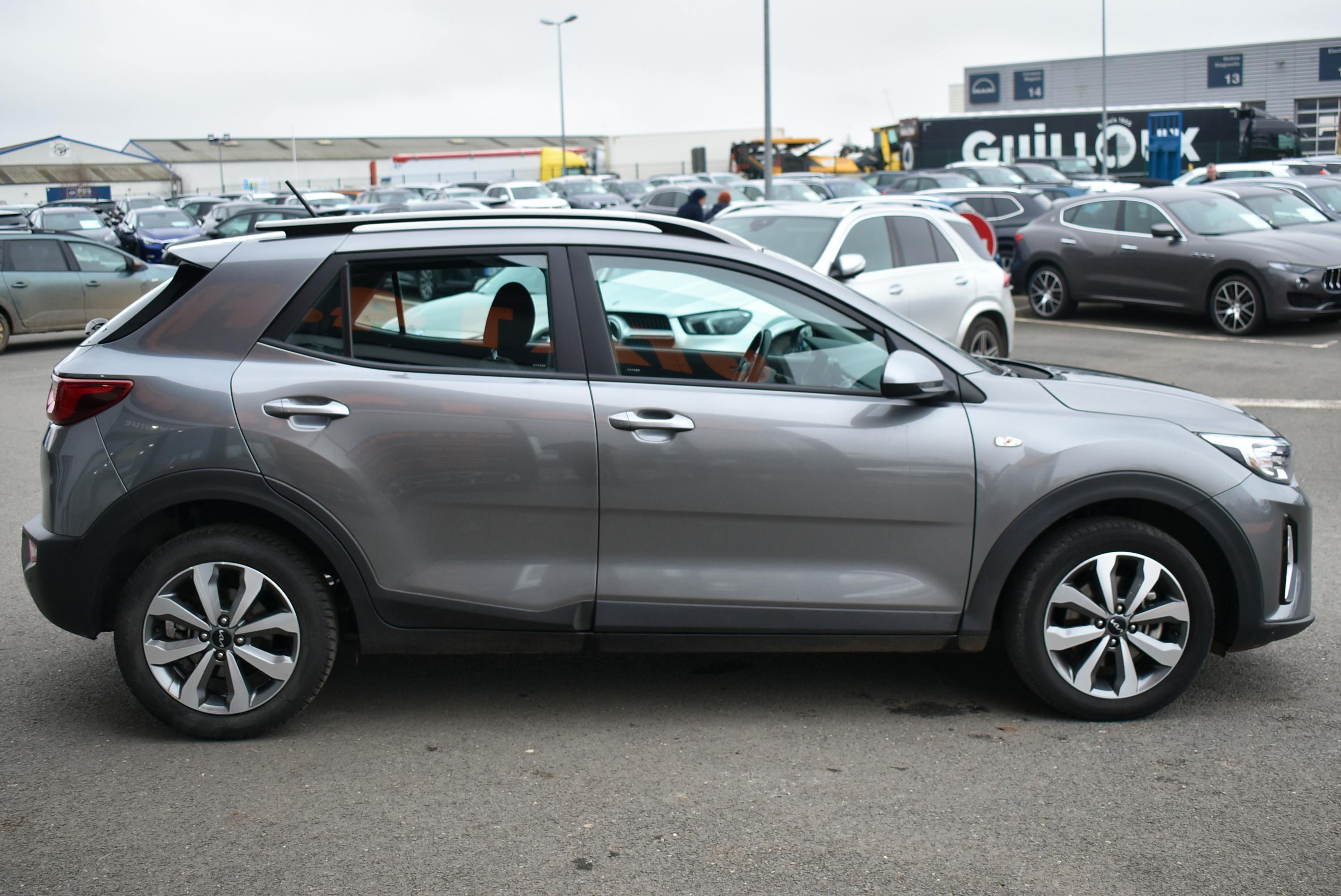 Kia Stonic  1.0 T-GDI 100CH ACTIVE BUSINESS DCT7 occasion - Photo 4
