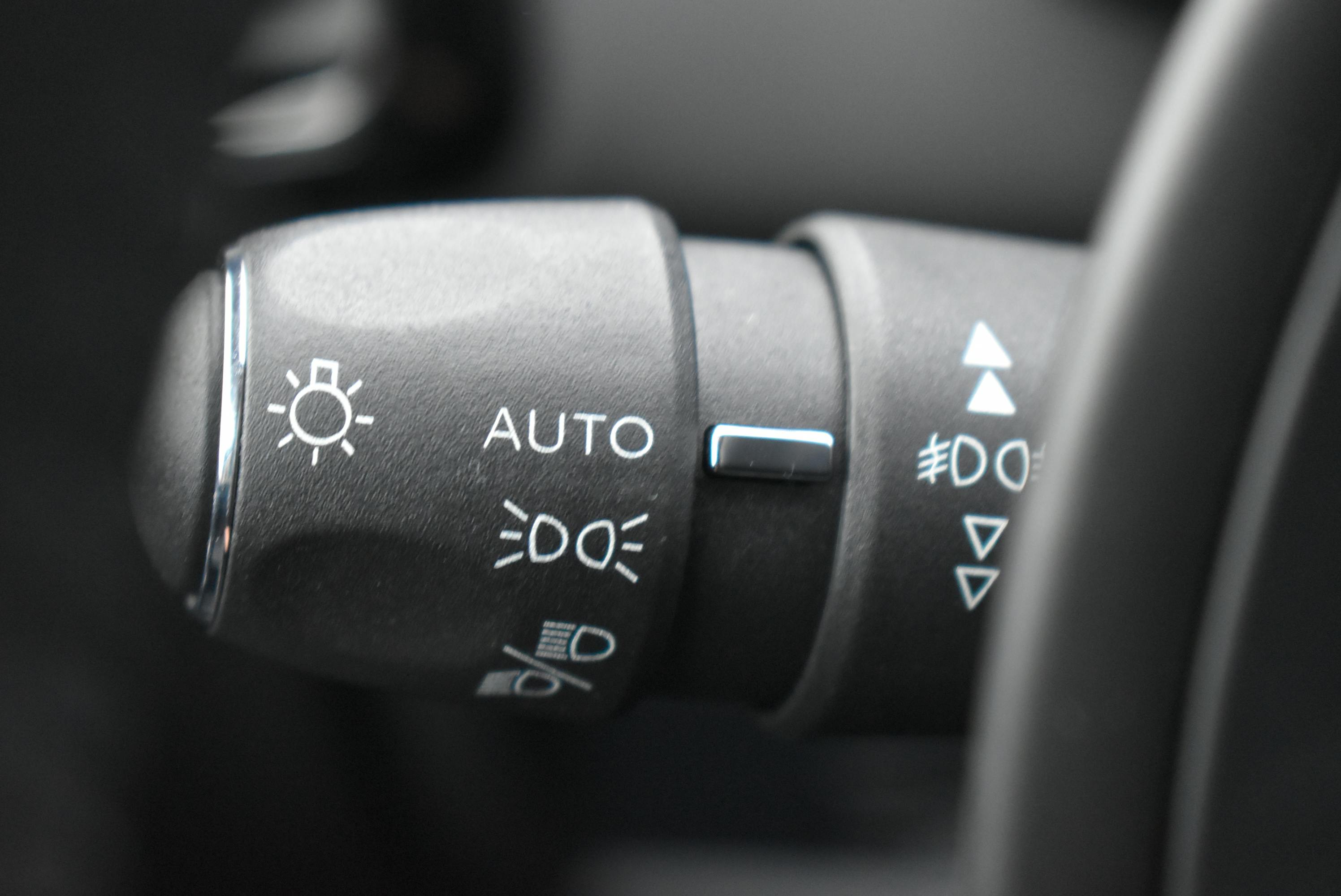 Citroën C5 Aircross  HYBRID 225CH BUSINESS E-EAT8 occasion - Photo 25