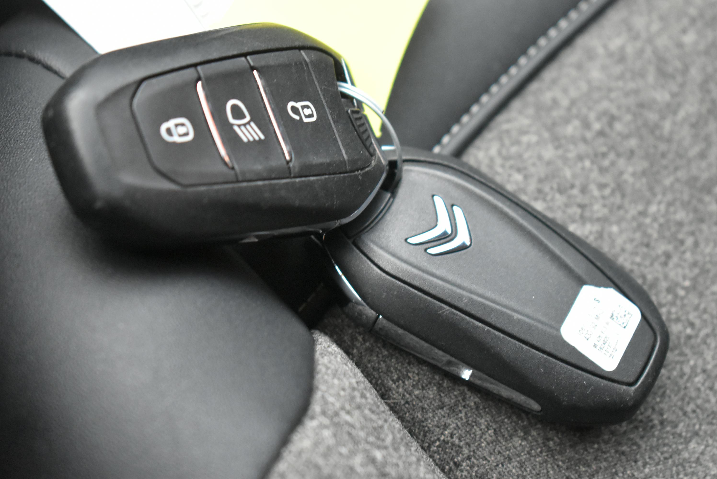 Citroën C5 Aircross  HYBRID 225CH BUSINESS E-EAT8 occasion - Photo 39