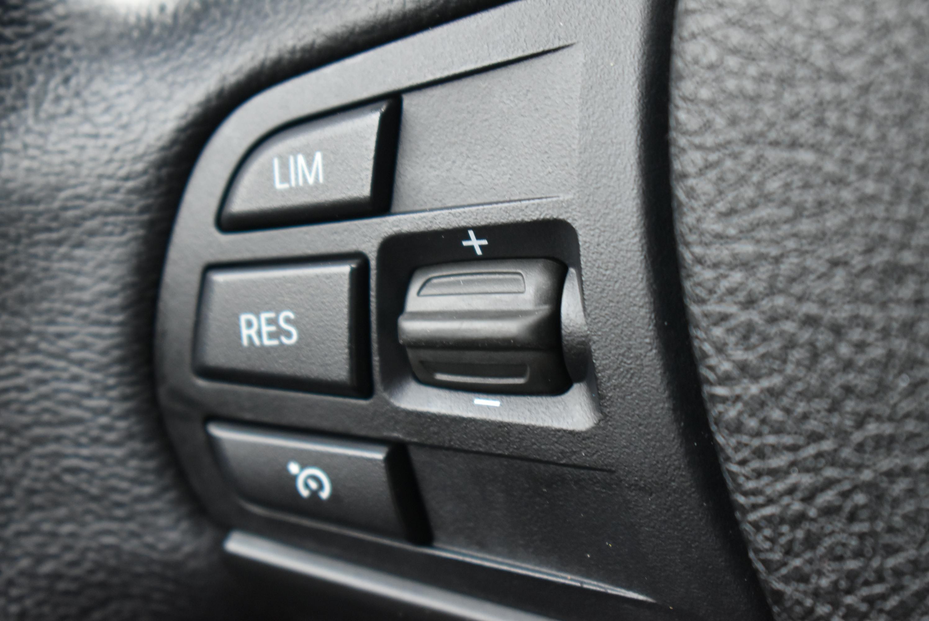 BMW Série 1 (F21/20)  120IA 184CH LOUNGE 5P EURO6D-T occasion - Photo 22