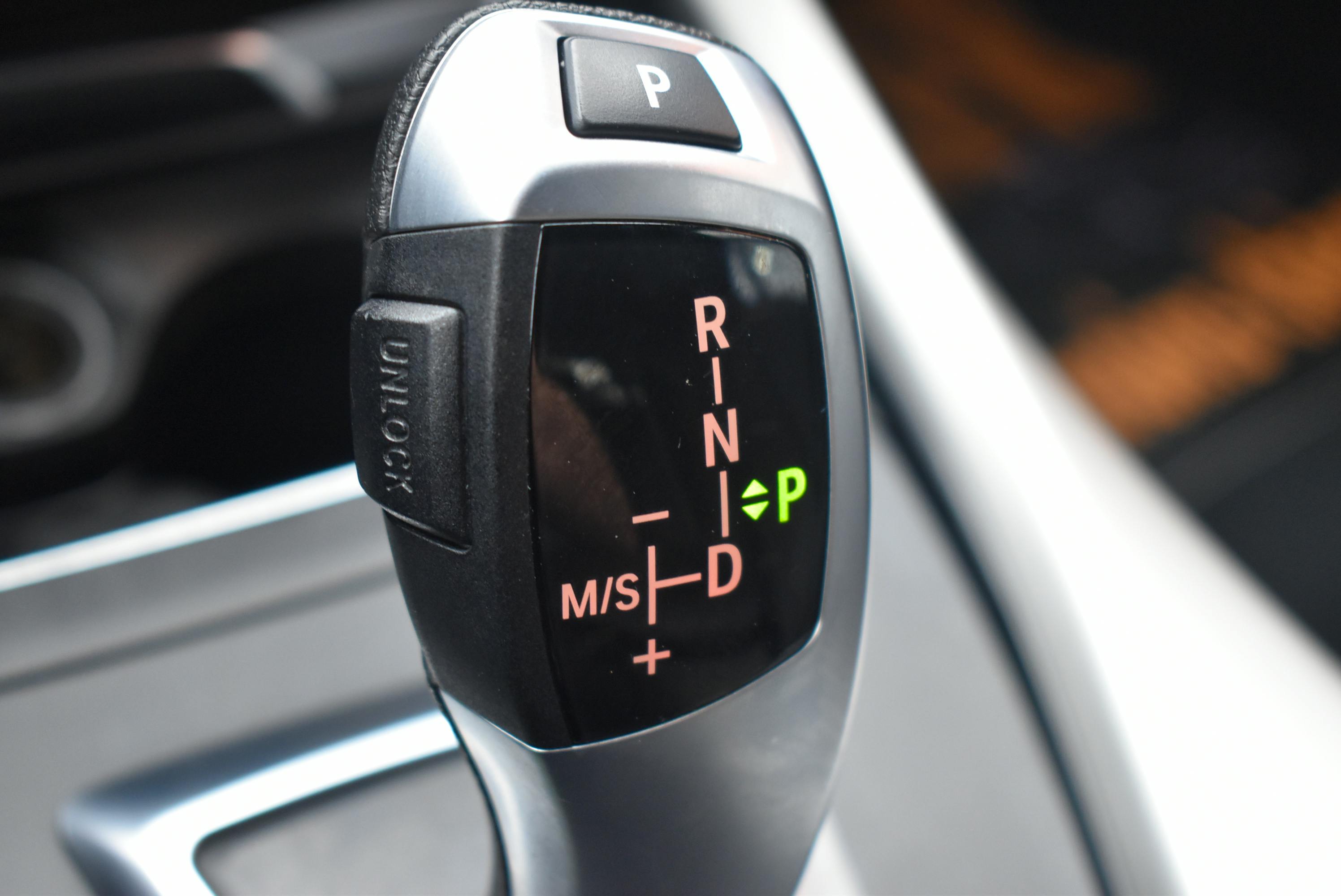 BMW Série 1 (F21/20)  120IA 184CH LOUNGE 5P EURO6D-T occasion - Photo 28