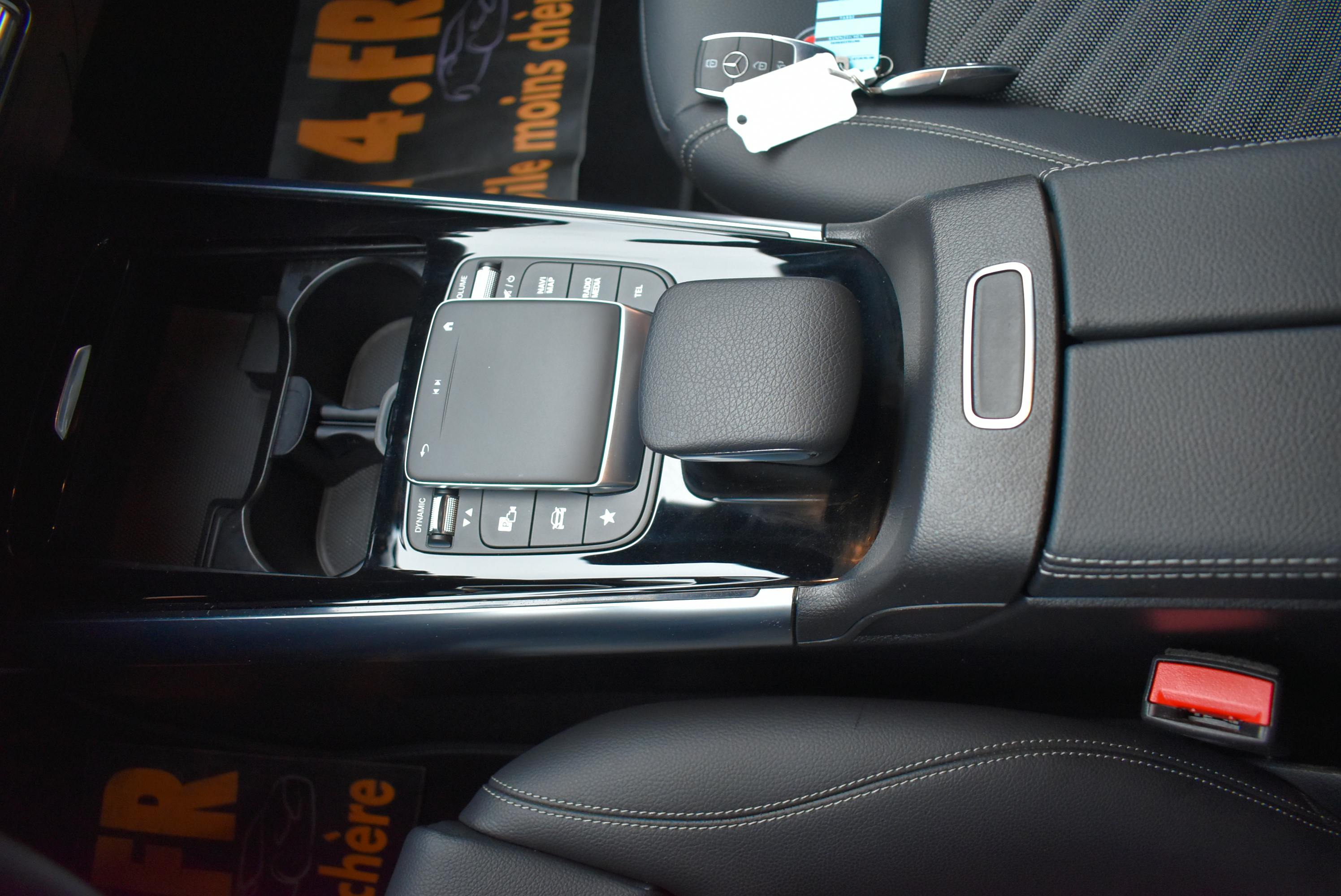 Mercedes Benz Classe GLA  250 E 160+102CH BUSINESS LINE 8G-DCT occasion - Photo 14