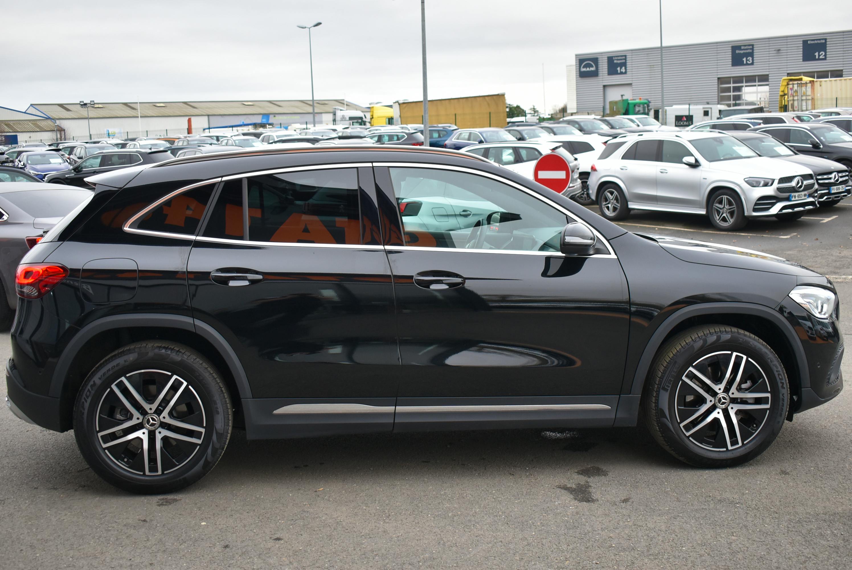 Mercedes Benz Classe GLA  250 E 160+102CH BUSINESS LINE 8G-DCT occasion - Photo 4