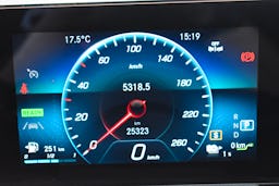Mercedes Benz Classe GLA  250 E 160+102CH BUSINESS LINE 8G-DCT occasion - Photo 8