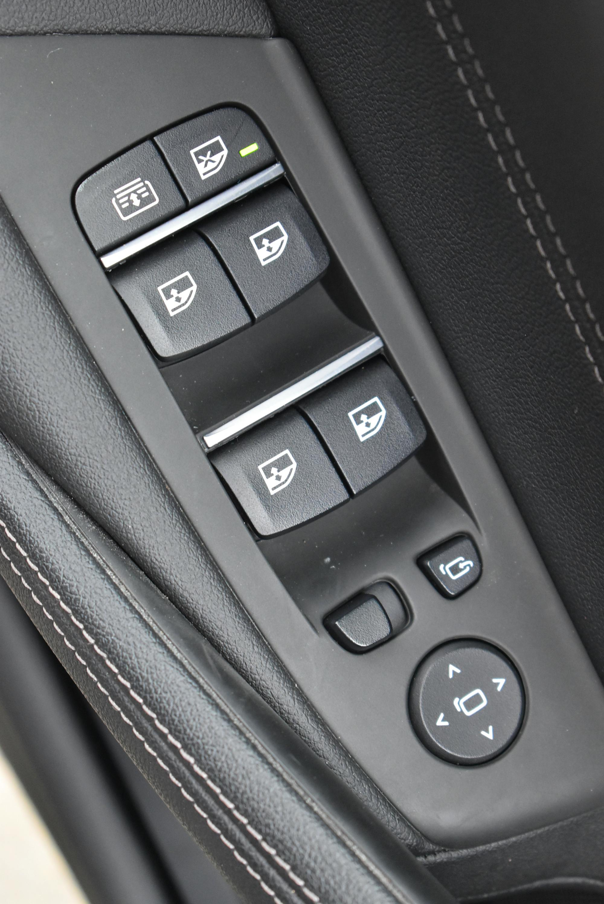 BMW Série 5 G30  530EA 292CH LOUNGE STEPTRONIC / CARPLAY occasion - Photo 10